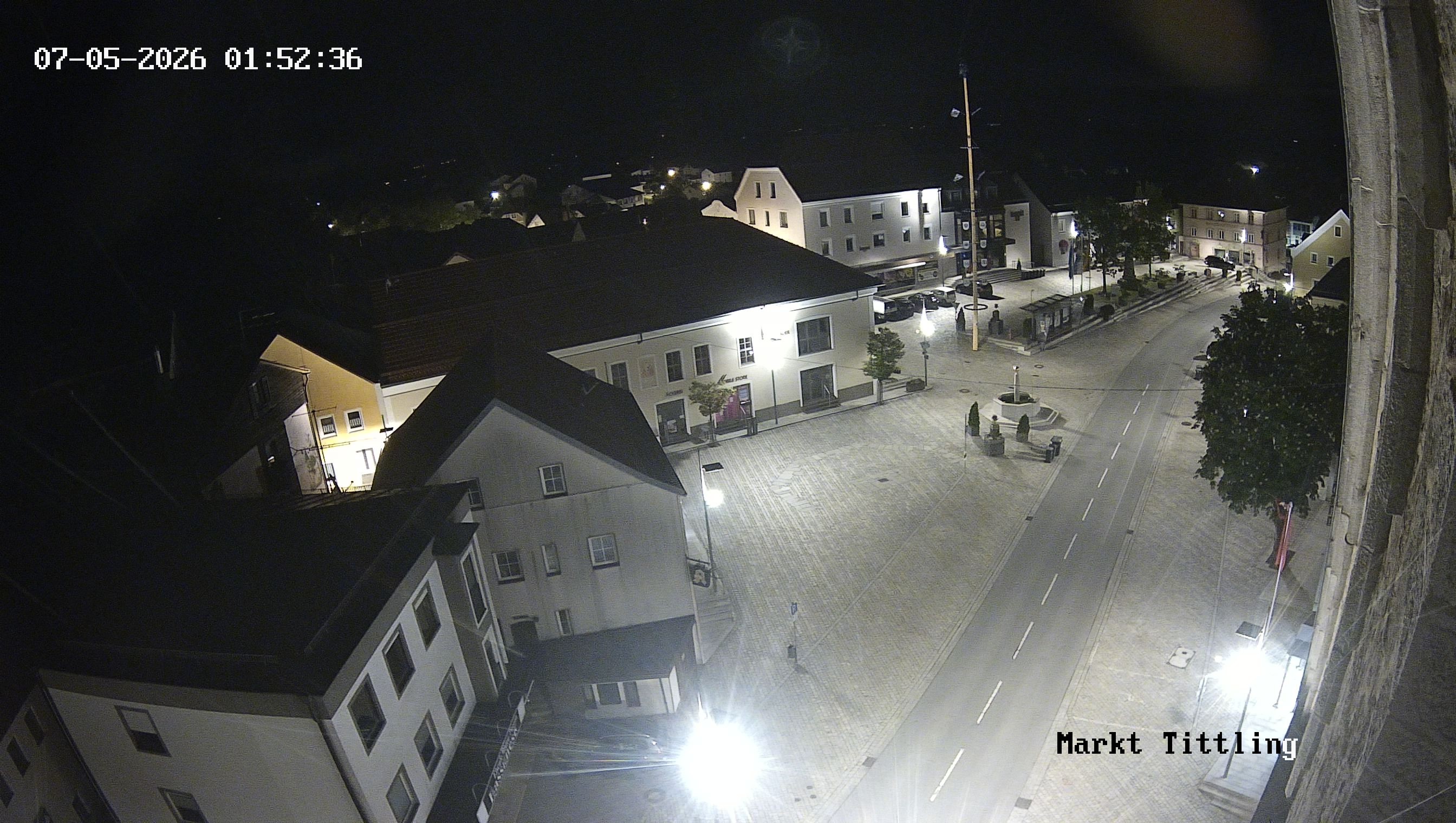 Archiv Foto Webcam Marktplatz in Tittling