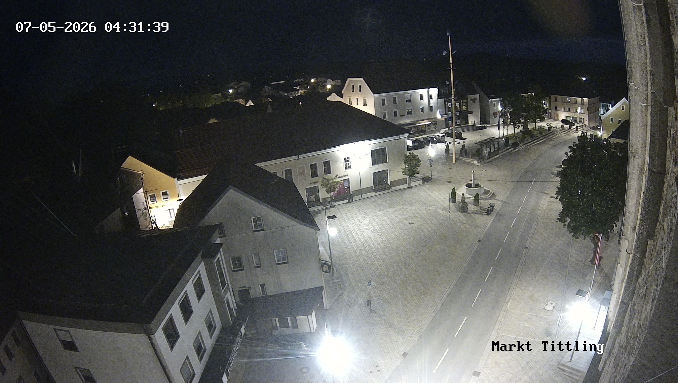 Archiv Foto Webcam Marktplatz in Tittling