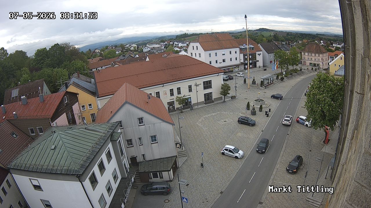 Archiv Foto Webcam Marktplatz in Tittling