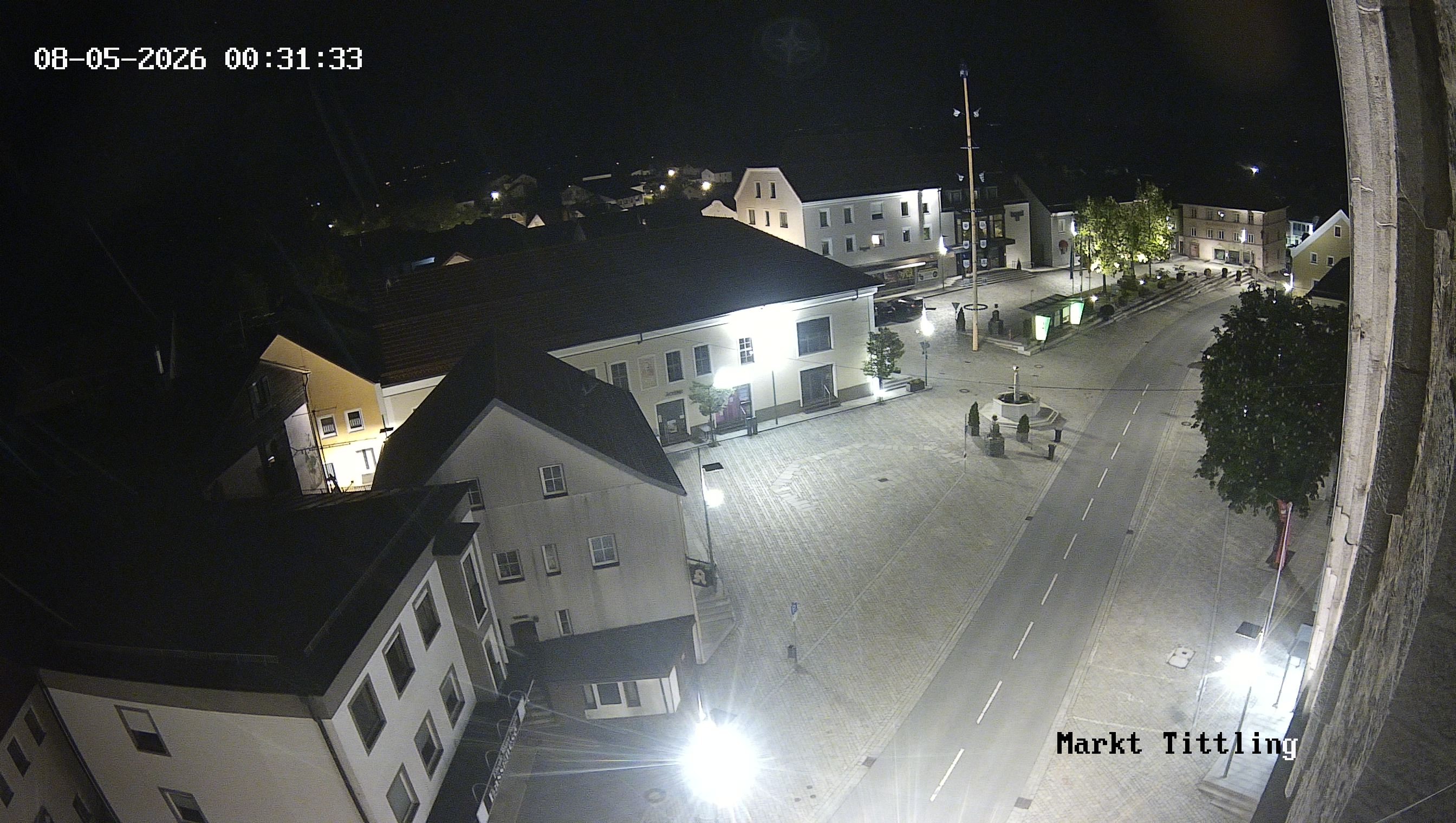Archiv Foto Webcam Marktplatz in Tittling
