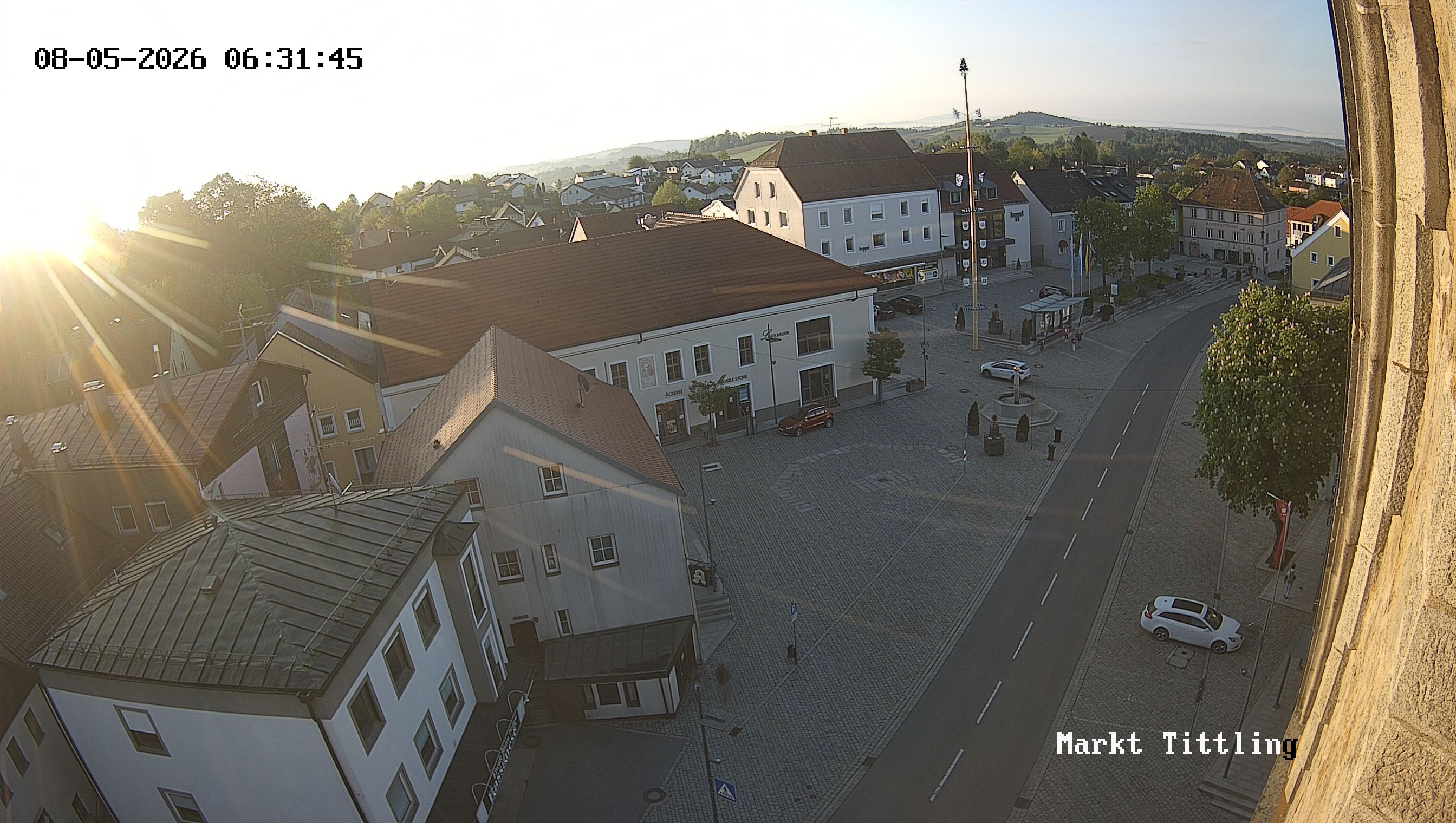 Archiv Foto Webcam Marktplatz in Tittling