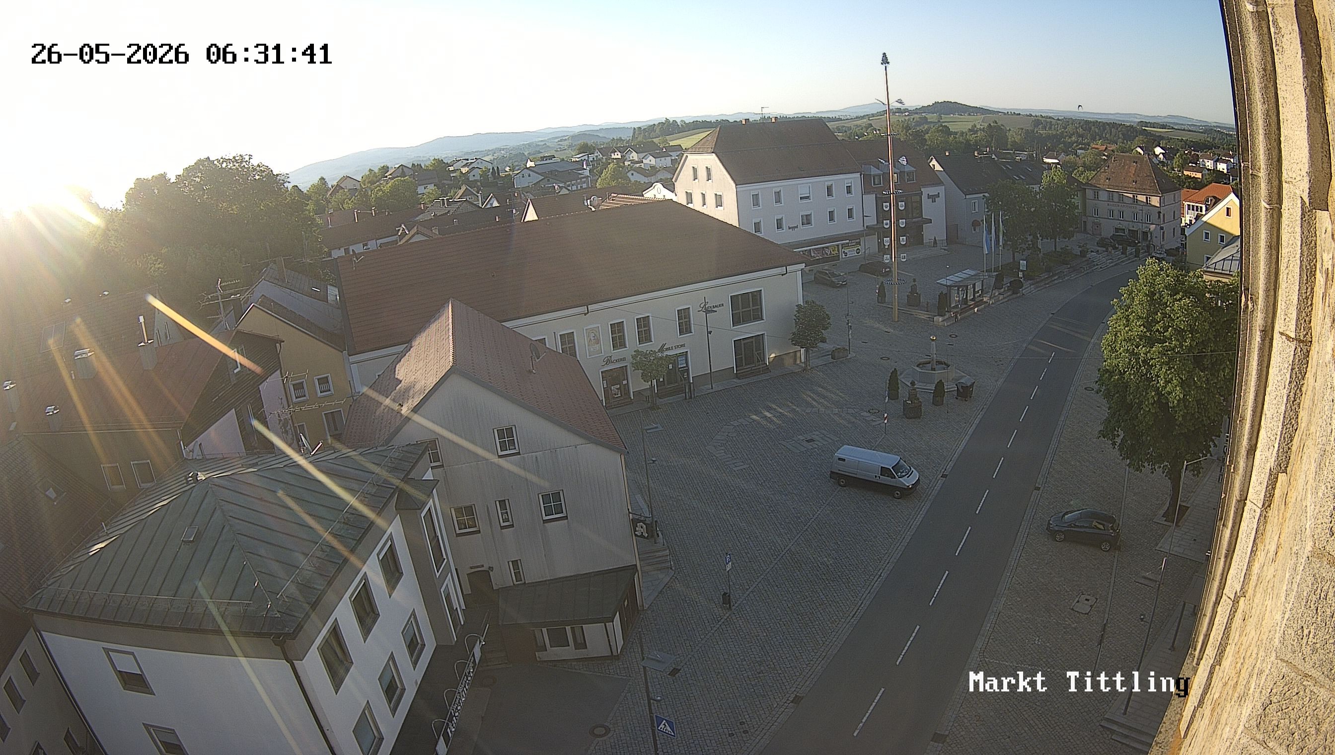 Archiv Foto Webcam Marktplatz in Tittling