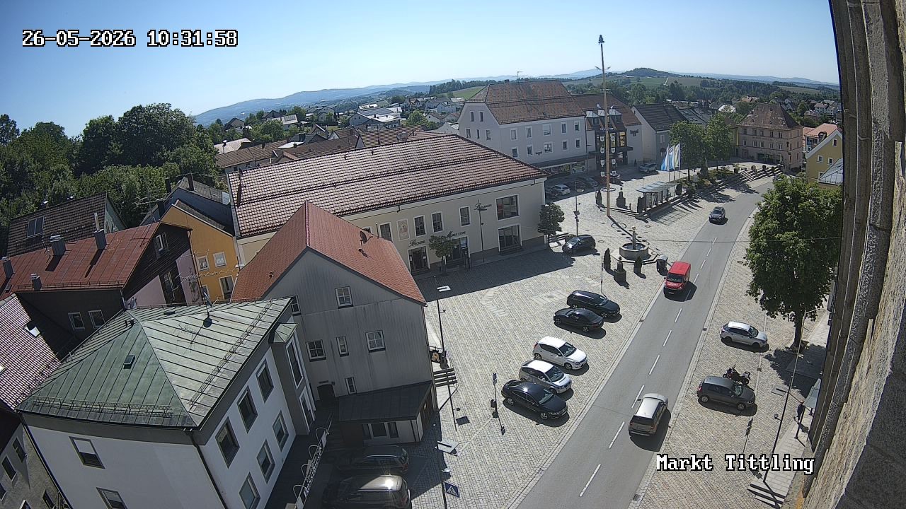 Archiv Foto Webcam Marktplatz in Tittling