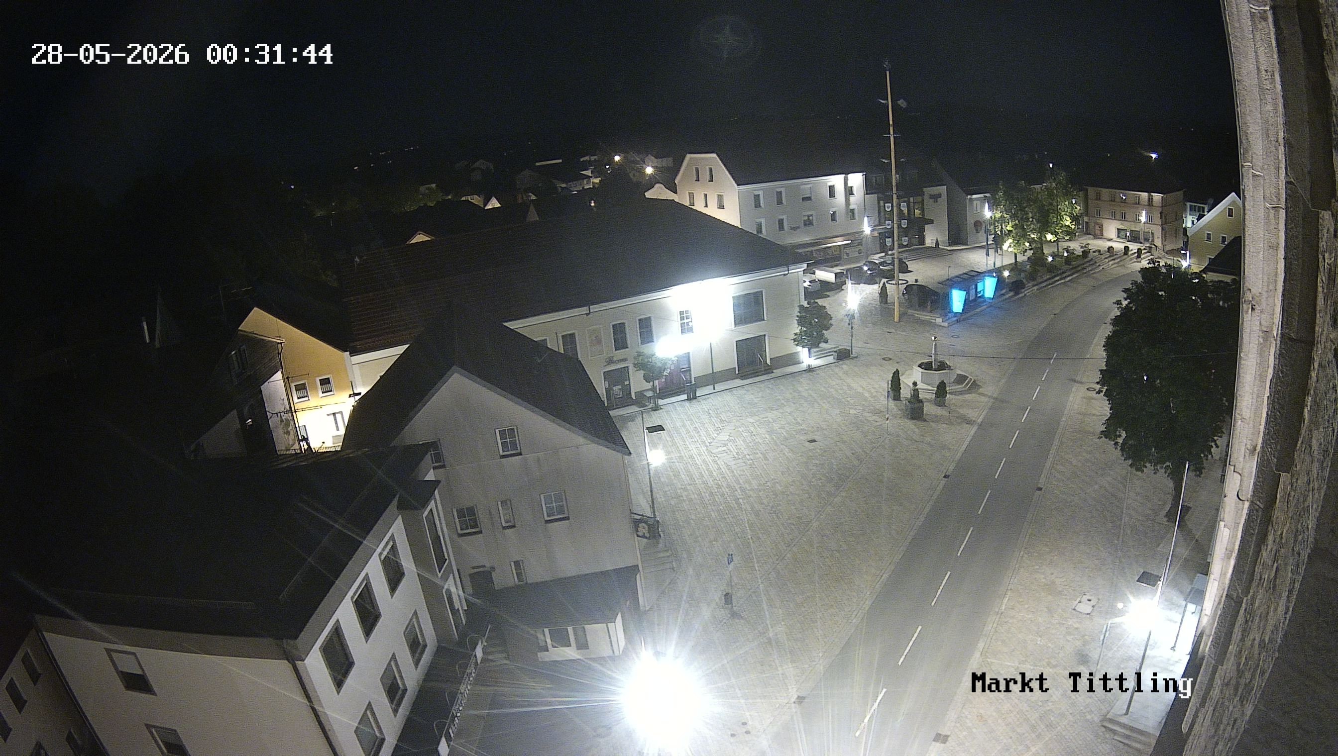 Archiv Foto Webcam Marktplatz in Tittling