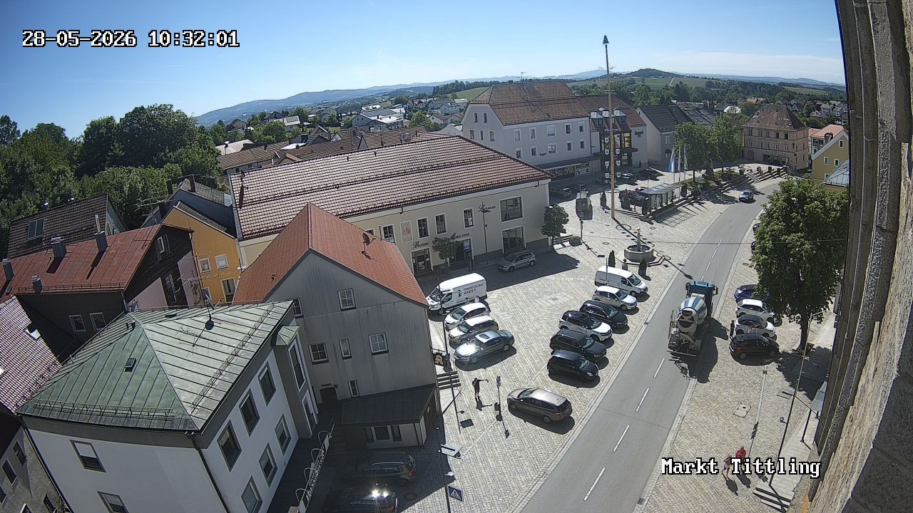 Archiv Foto Webcam Marktplatz in Tittling