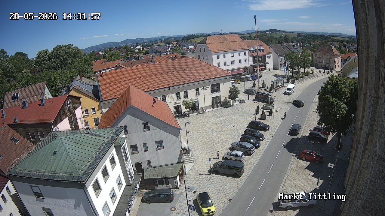 Archiv Foto Webcam Marktplatz in Tittling