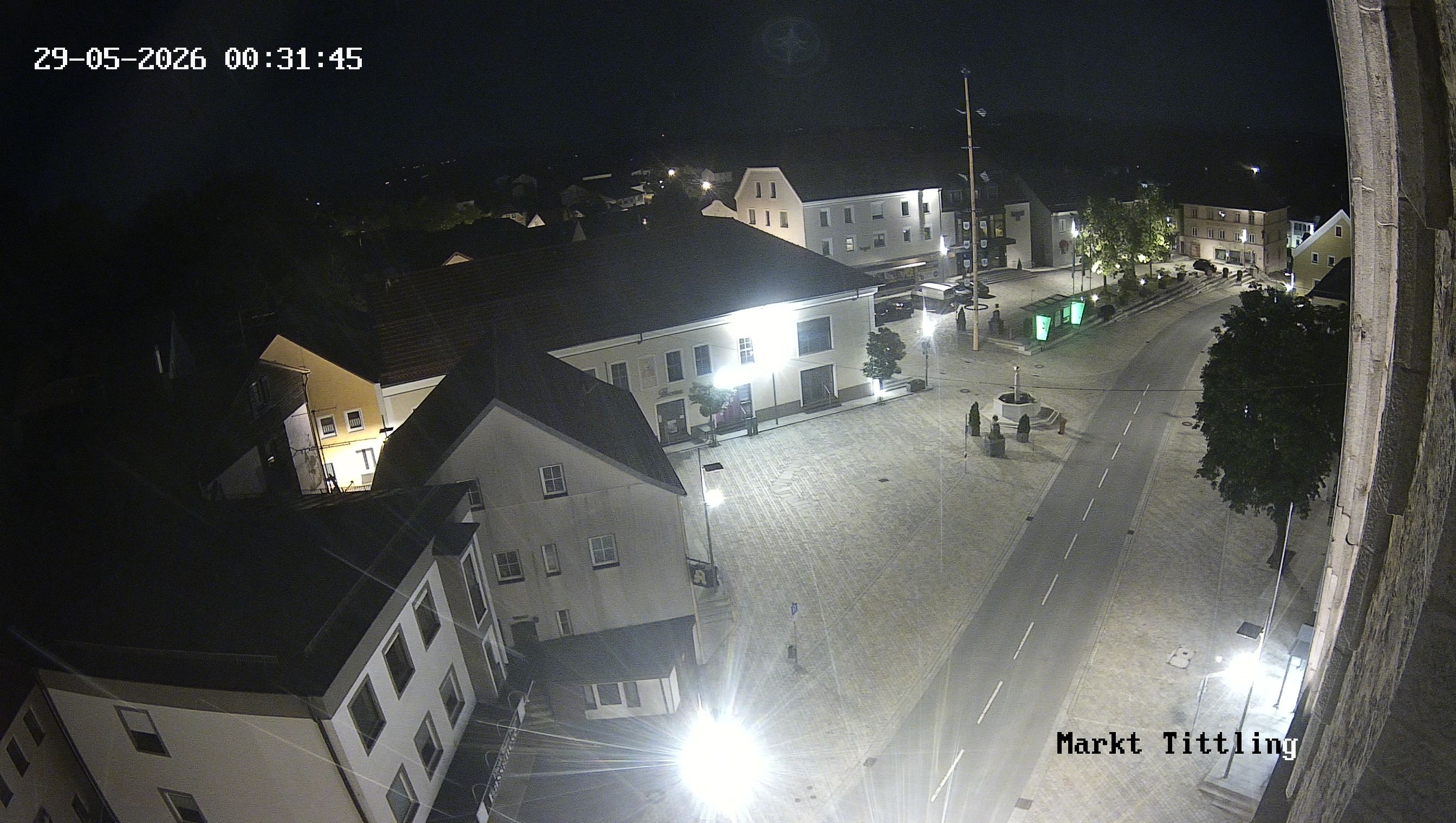 Archiv Foto Webcam Marktplatz in Tittling