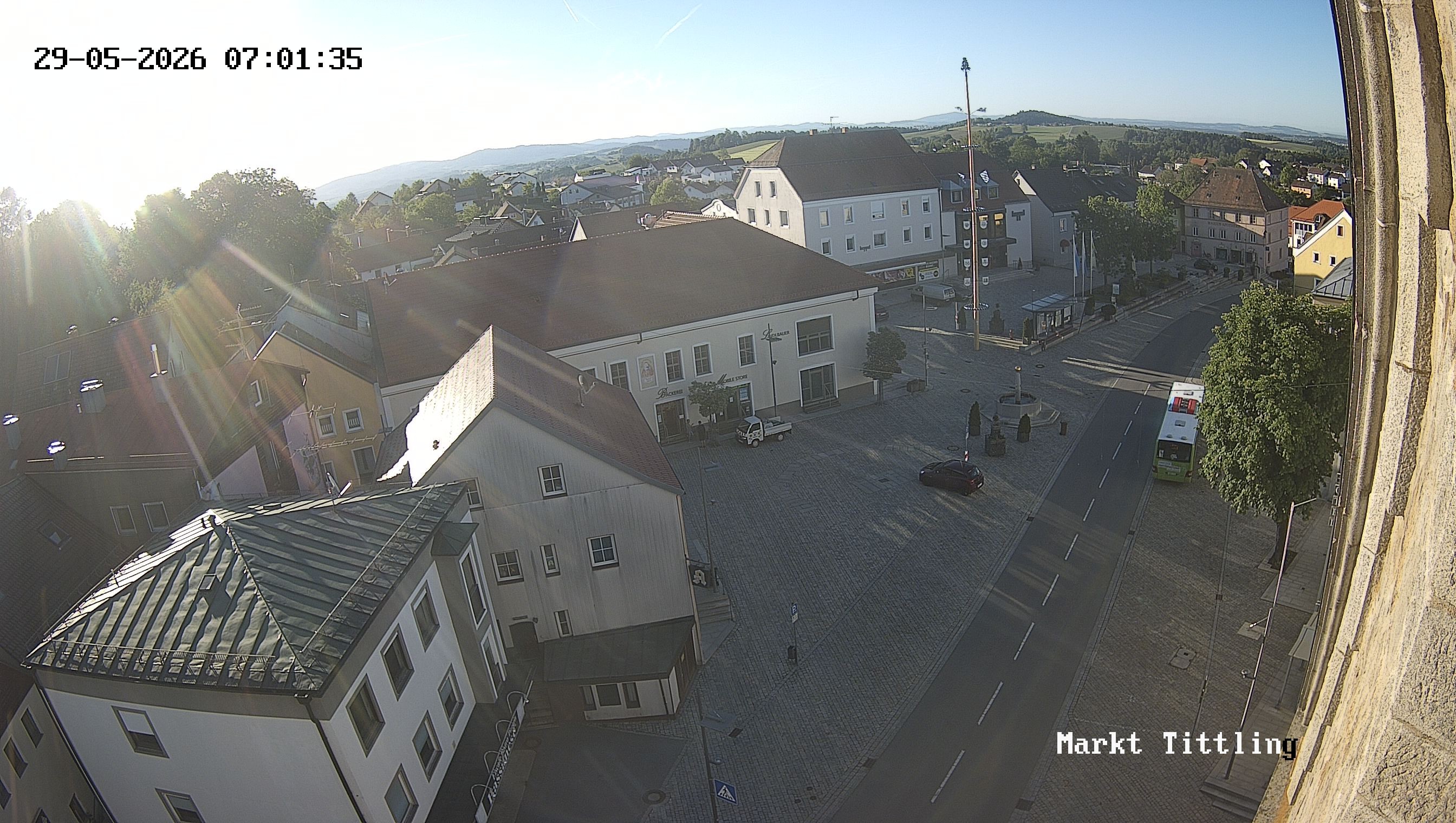 Archiv Foto Webcam Marktplatz in Tittling