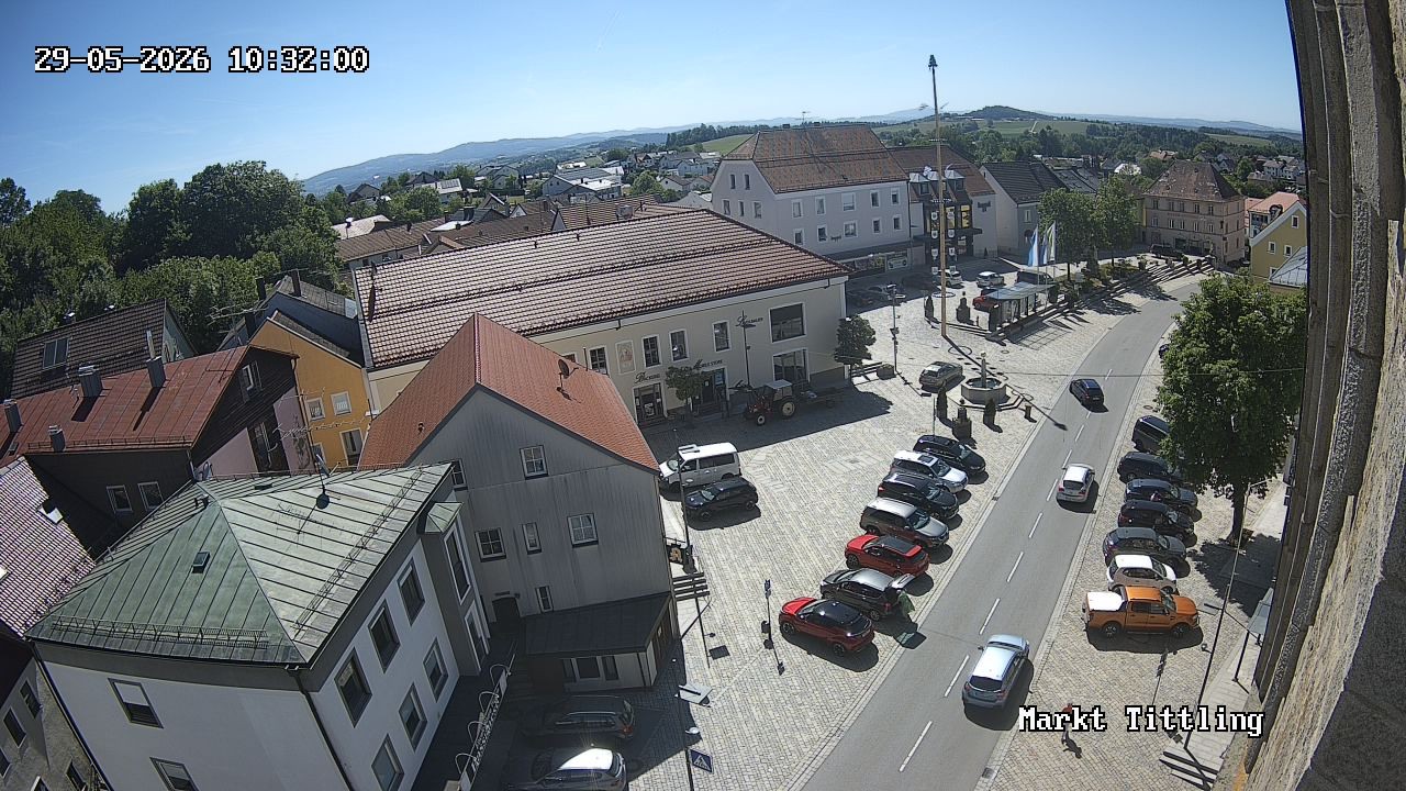 Archiv Foto Webcam Marktplatz in Tittling