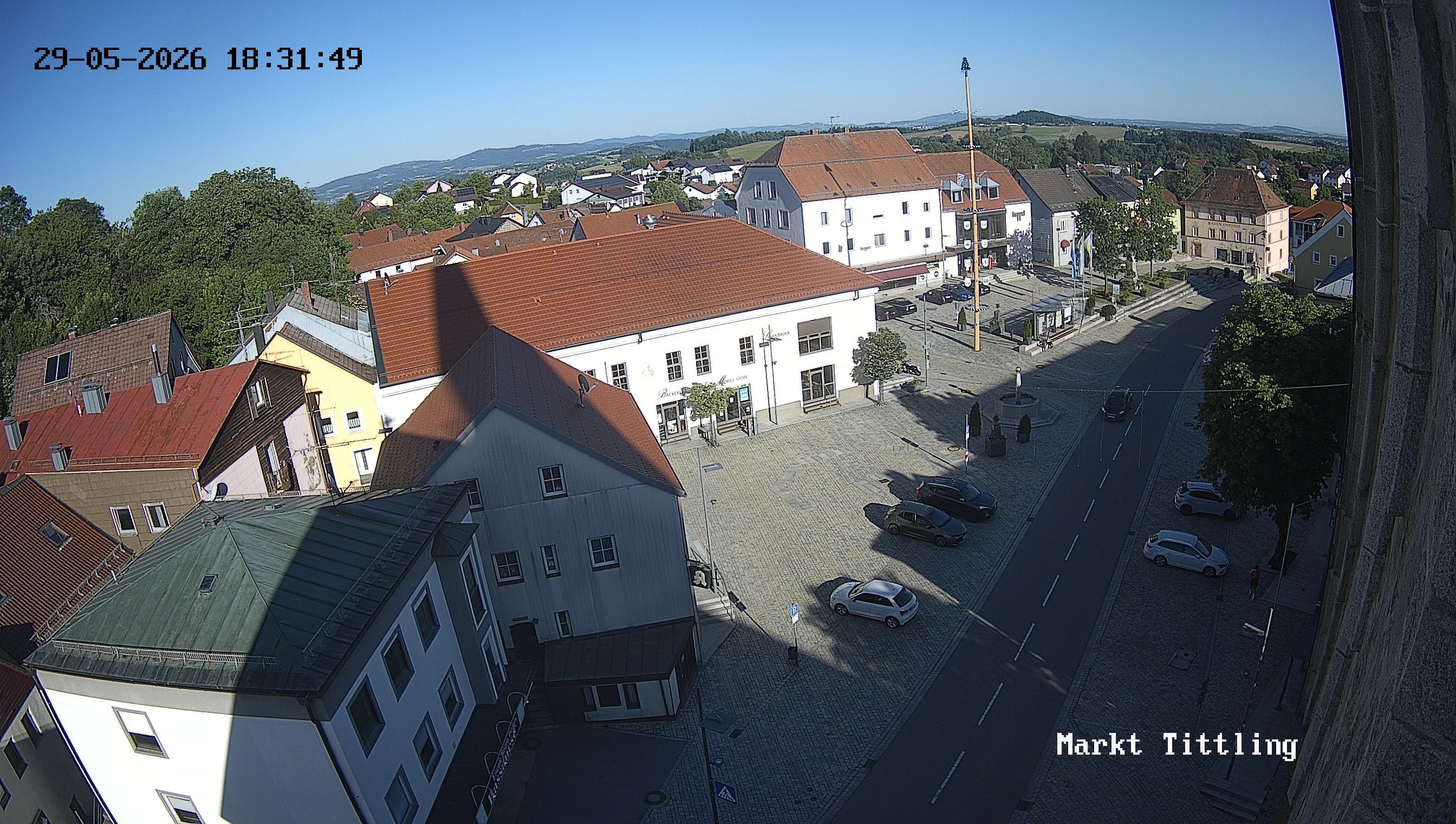 Archiv Foto Webcam Marktplatz in Tittling