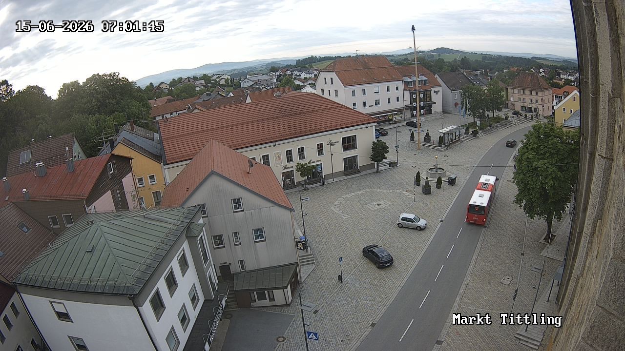 Archiv Foto Webcam Marktplatz in Tittling
