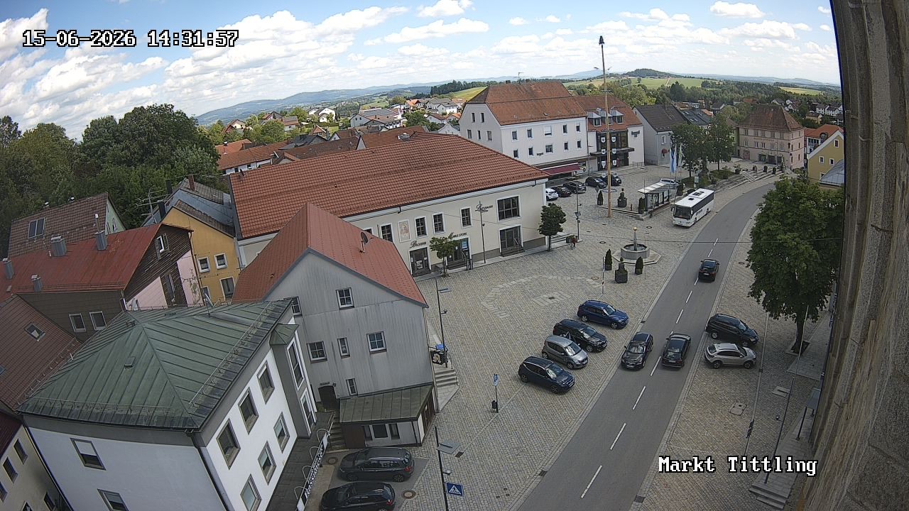 Archiv Foto Webcam Marktplatz in Tittling