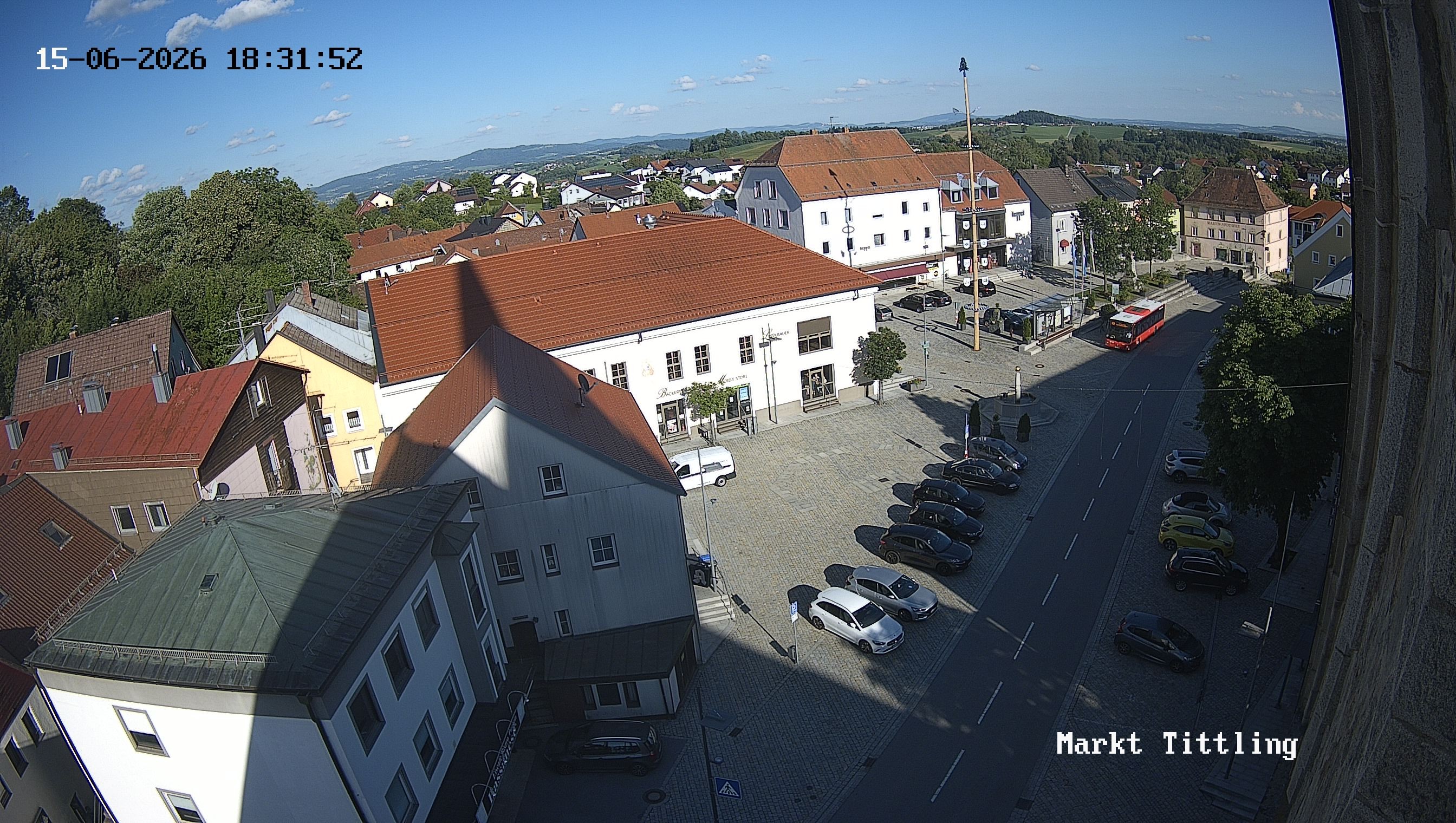 Archiv Foto Webcam Marktplatz in Tittling