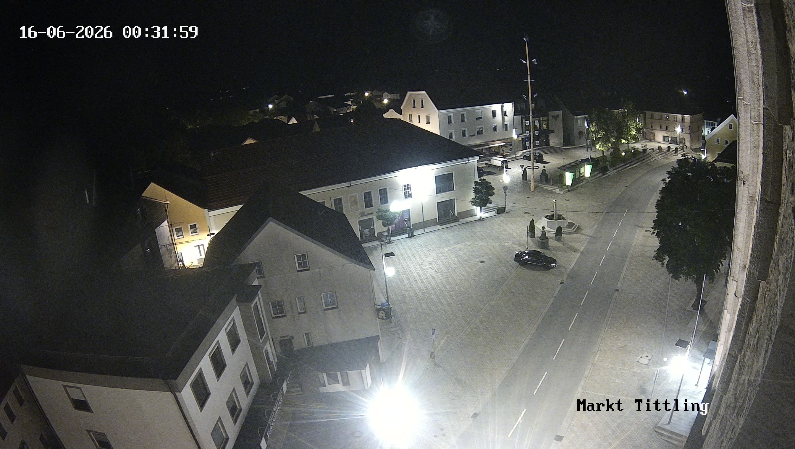 Archiv Foto Webcam Marktplatz in Tittling