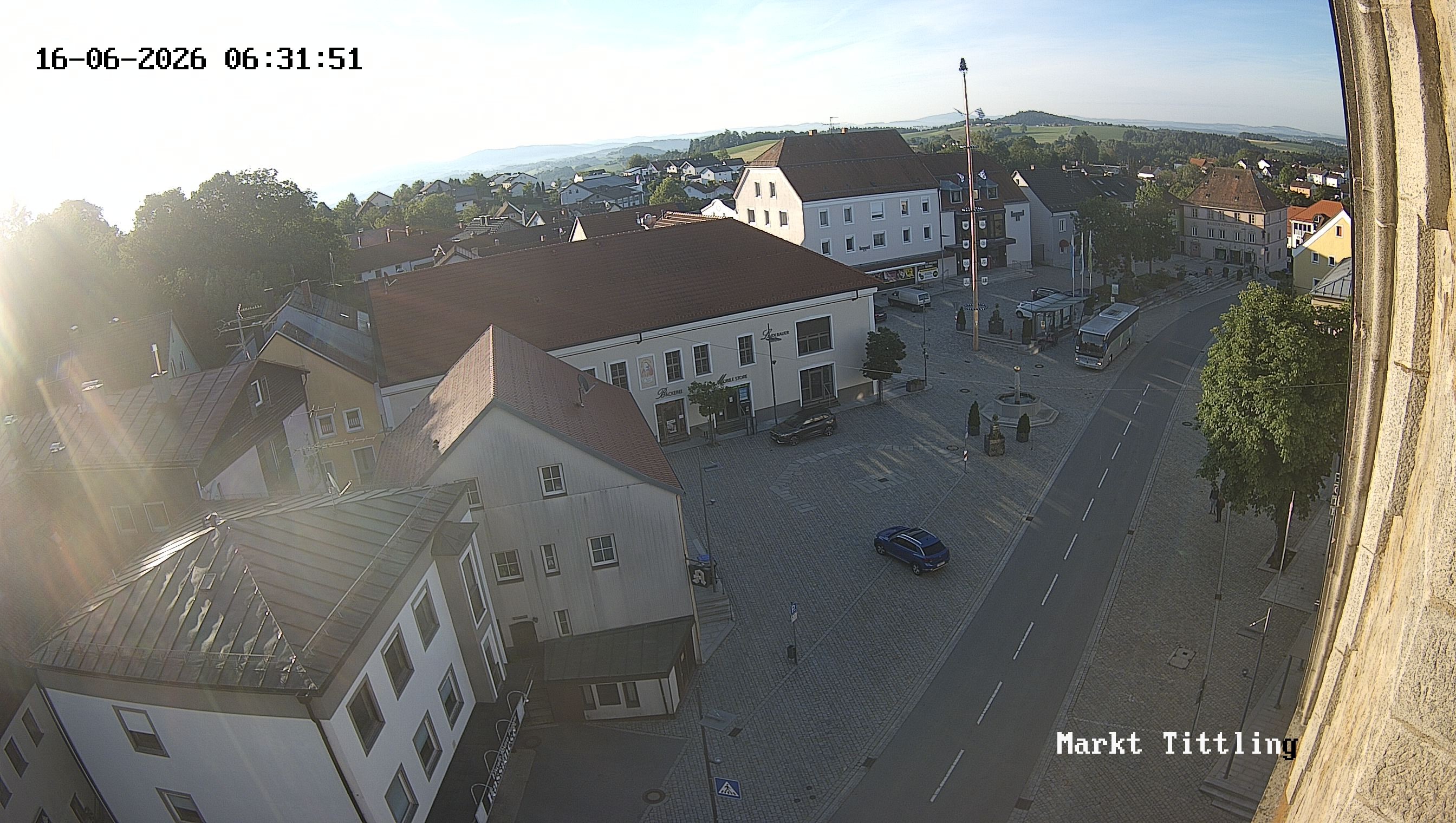 Archiv Foto Webcam Marktplatz in Tittling