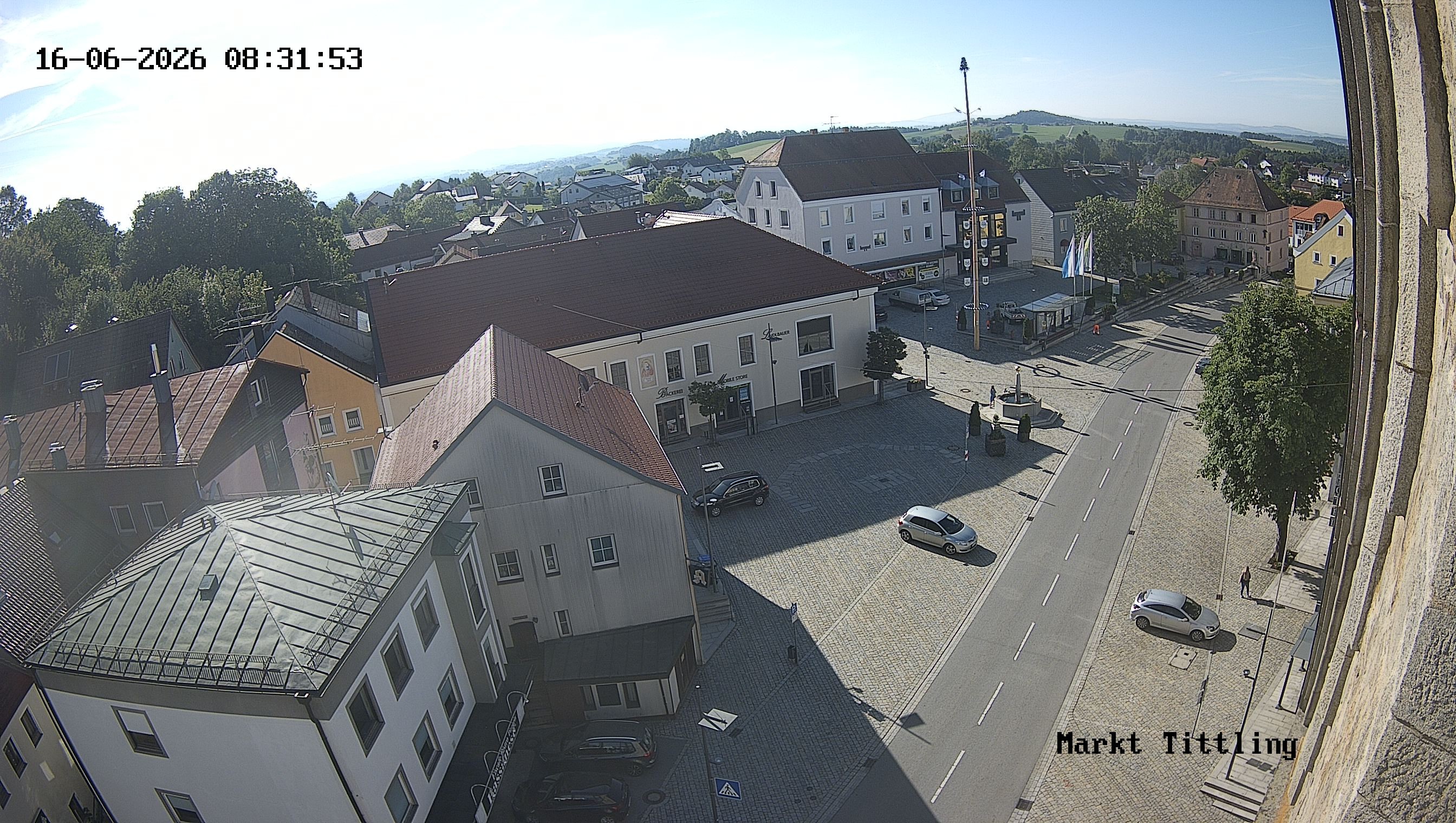 Archiv Foto Webcam Marktplatz in Tittling
