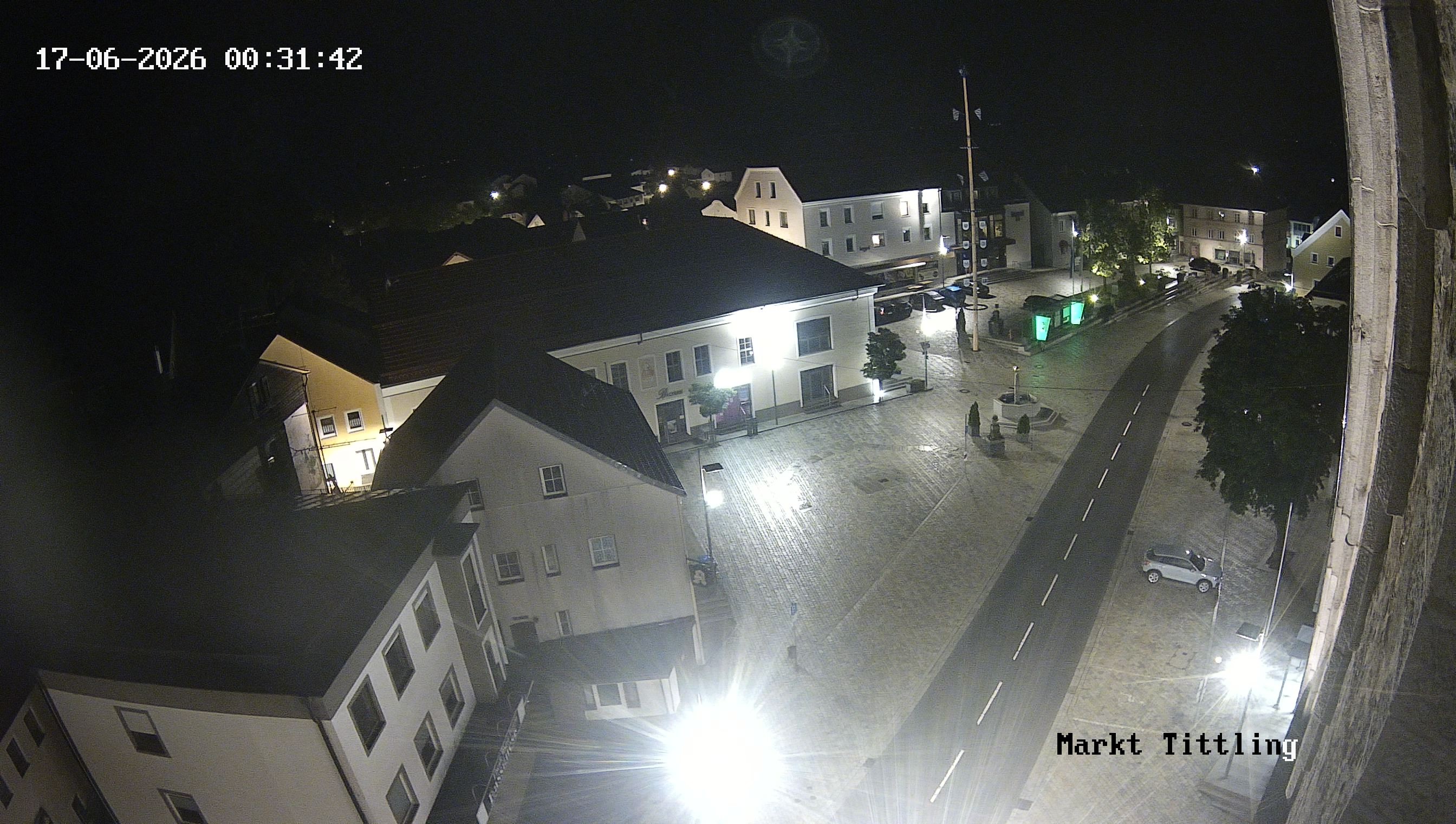 Archiv Foto Webcam Marktplatz in Tittling