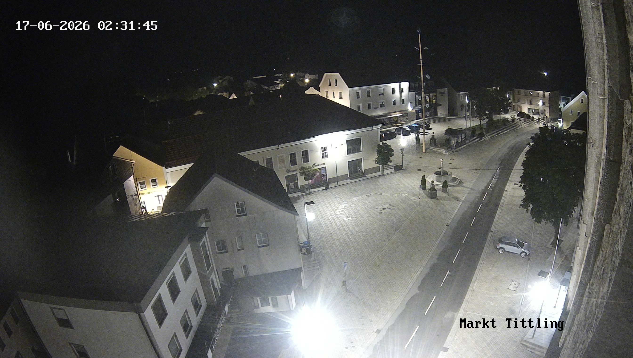 Archiv Foto Webcam Marktplatz in Tittling