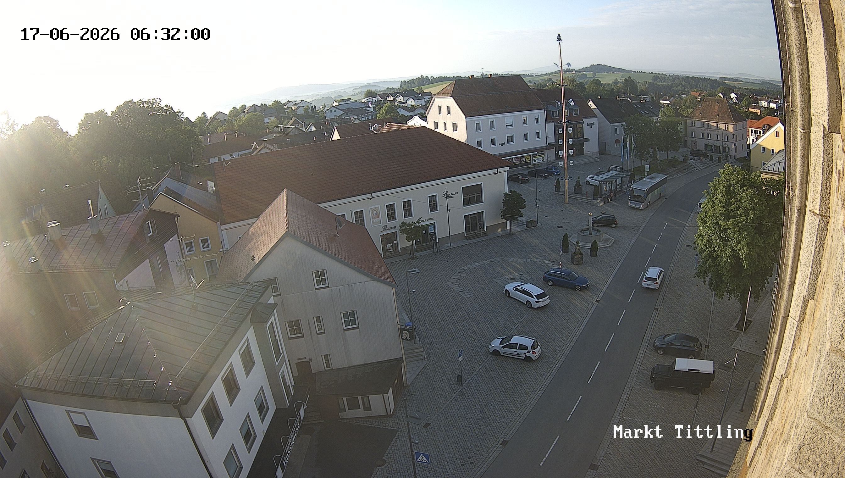 Archiv Foto Webcam Marktplatz in Tittling