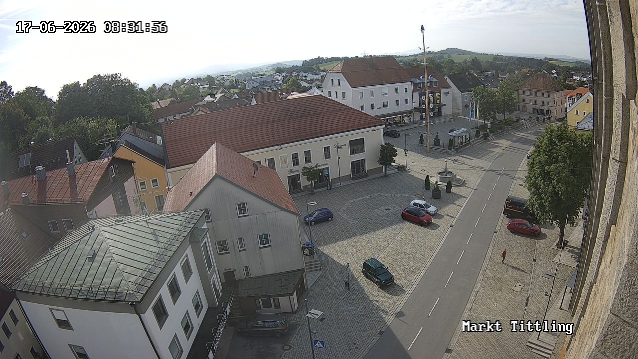 Archiv Foto Webcam Marktplatz in Tittling