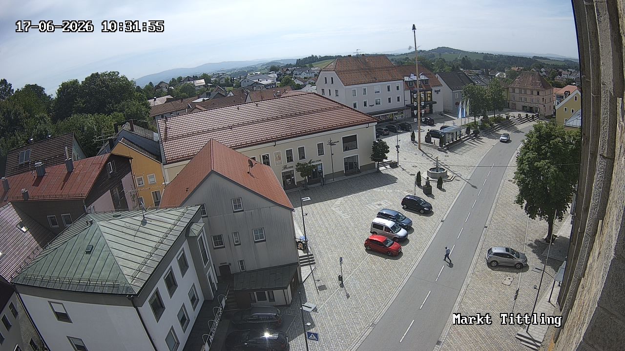 Archiv Foto Webcam Marktplatz in Tittling
