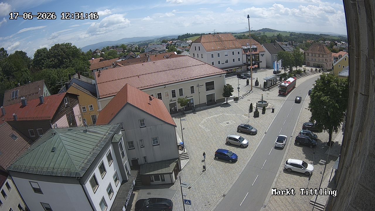 Archiv Foto Webcam Marktplatz in Tittling
