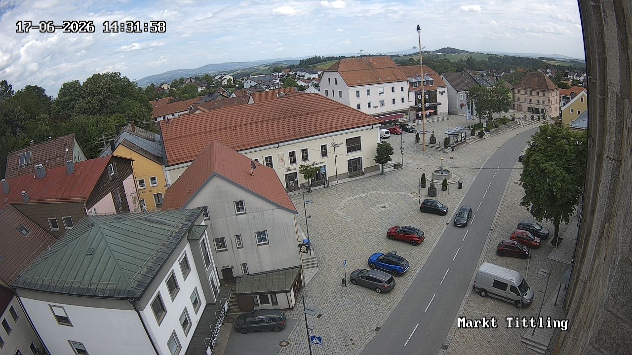 Archiv Foto Webcam Marktplatz in Tittling