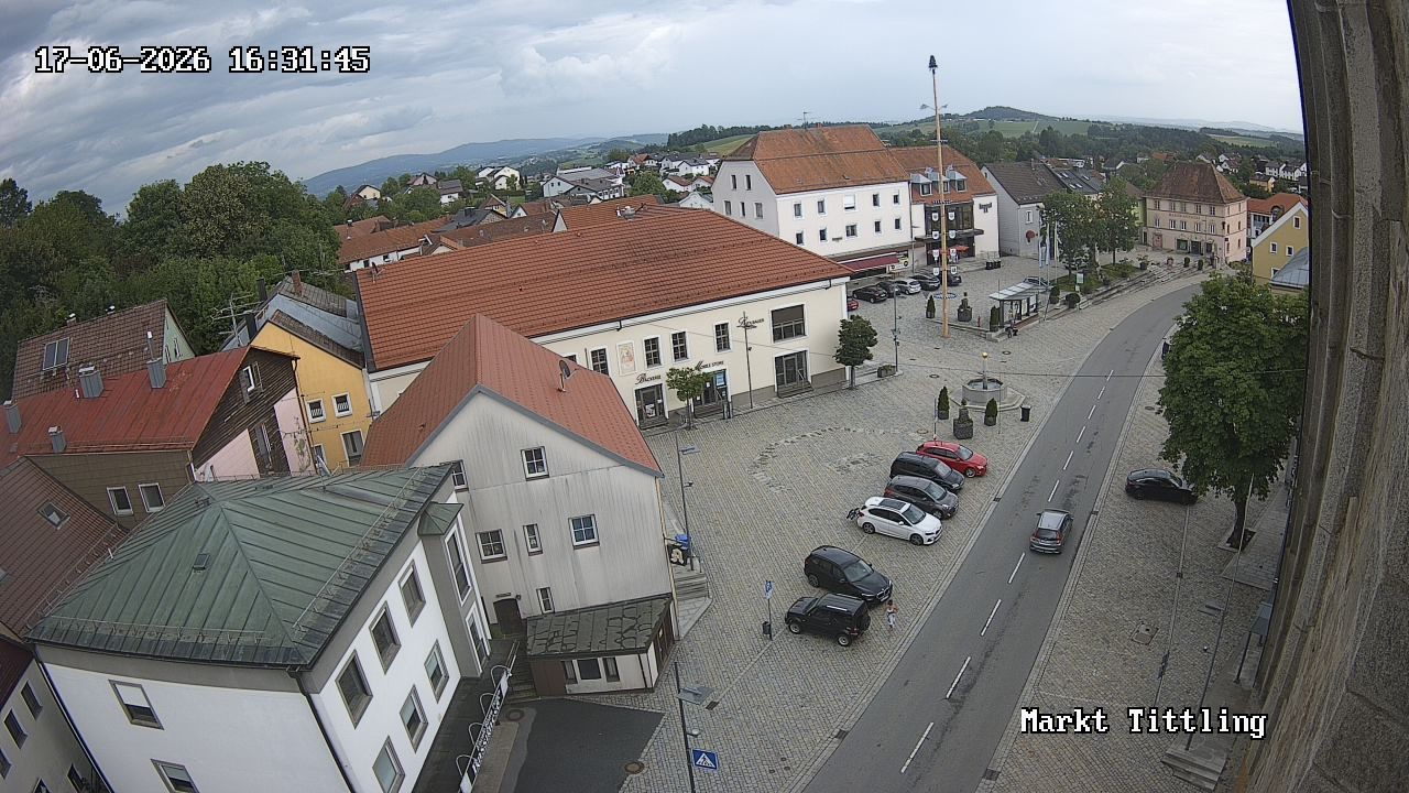 Archiv Foto Webcam Marktplatz in Tittling
