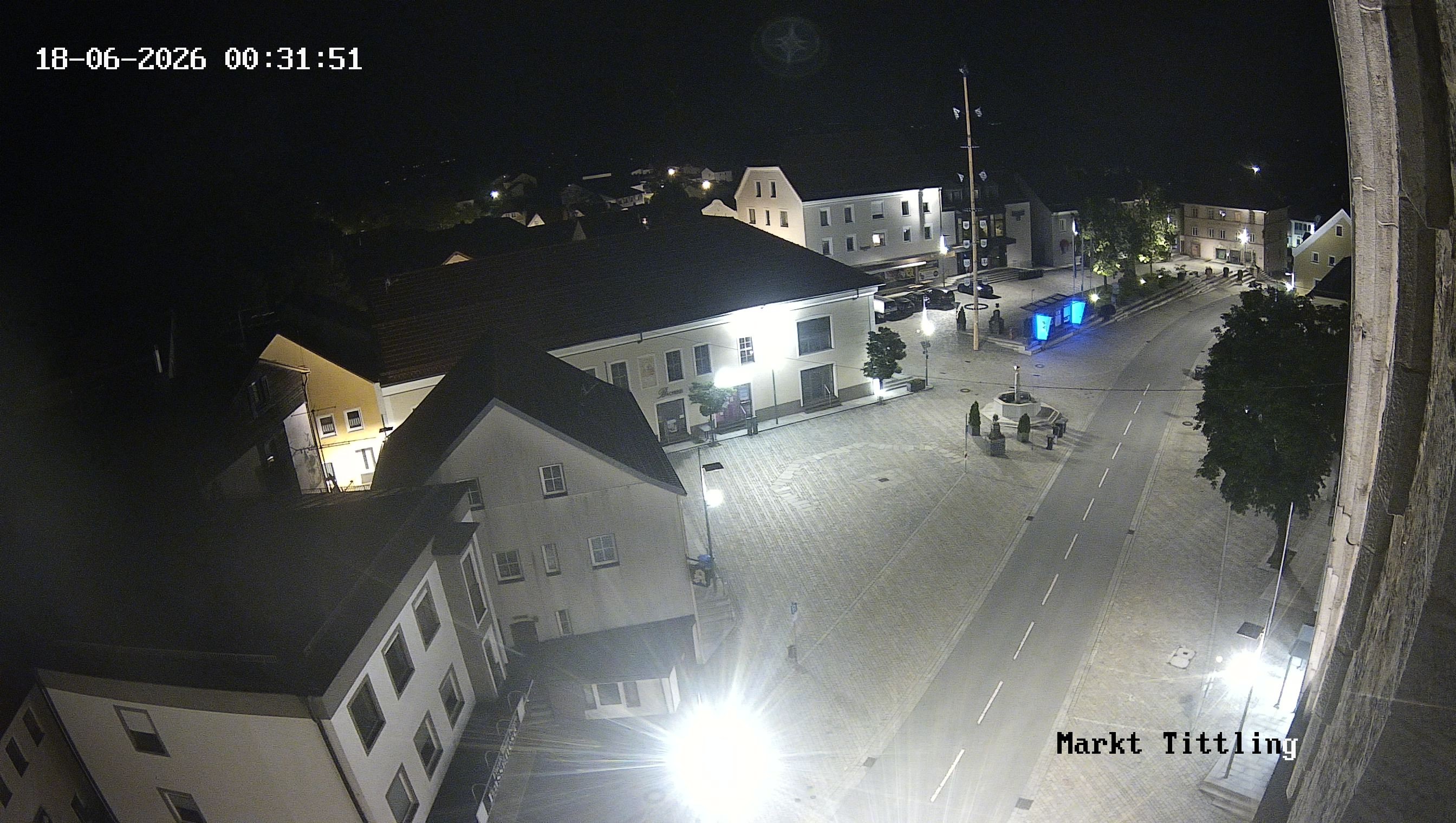 Archiv Foto Webcam Marktplatz in Tittling