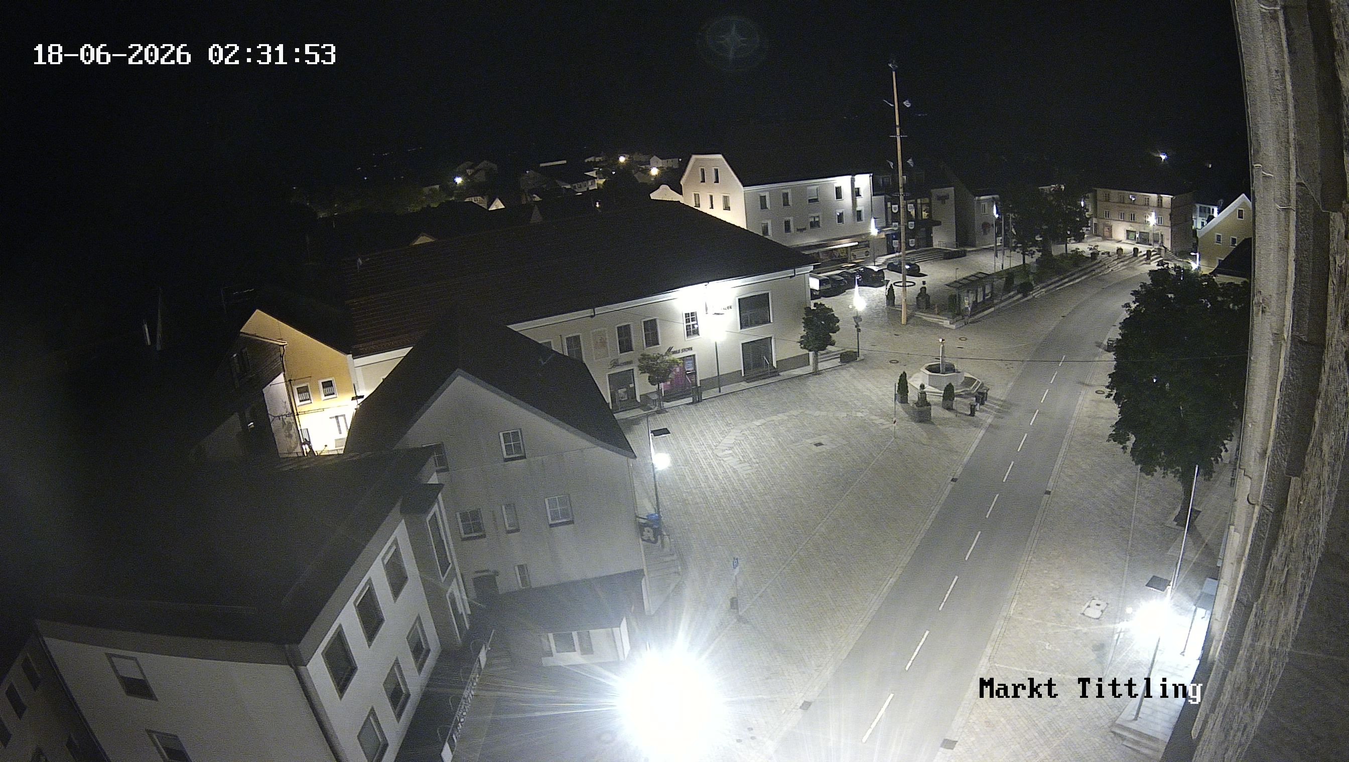 Archiv Foto Webcam Marktplatz in Tittling