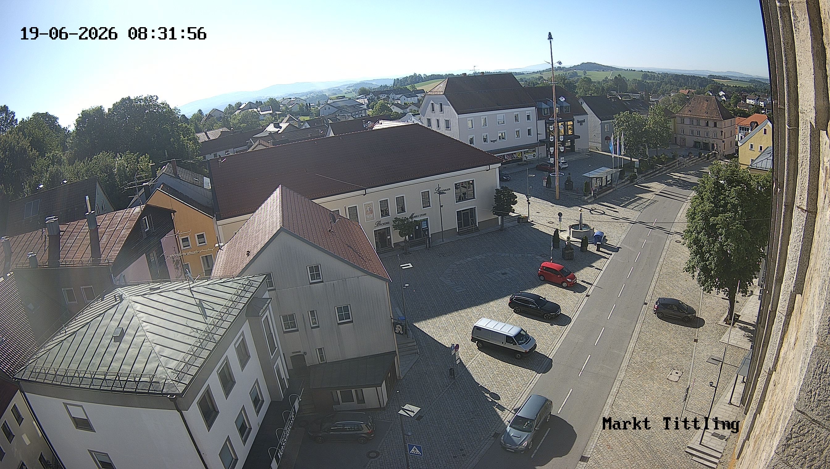 Archiv Foto Webcam Marktplatz in Tittling