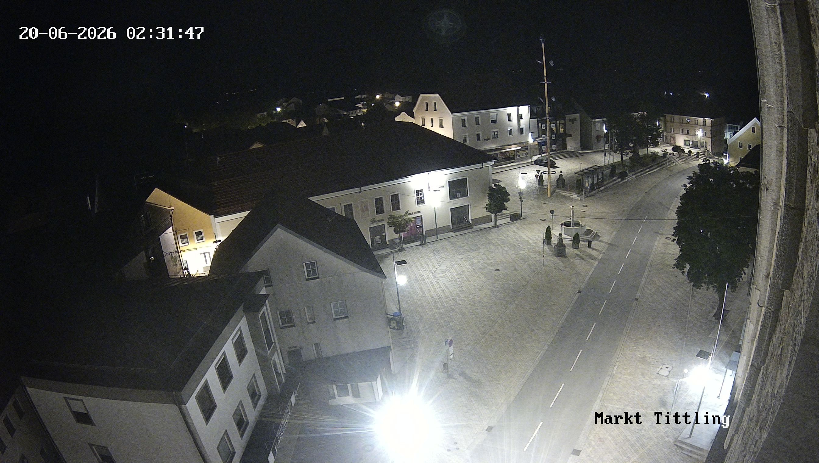 Archiv Foto Webcam Marktplatz in Tittling