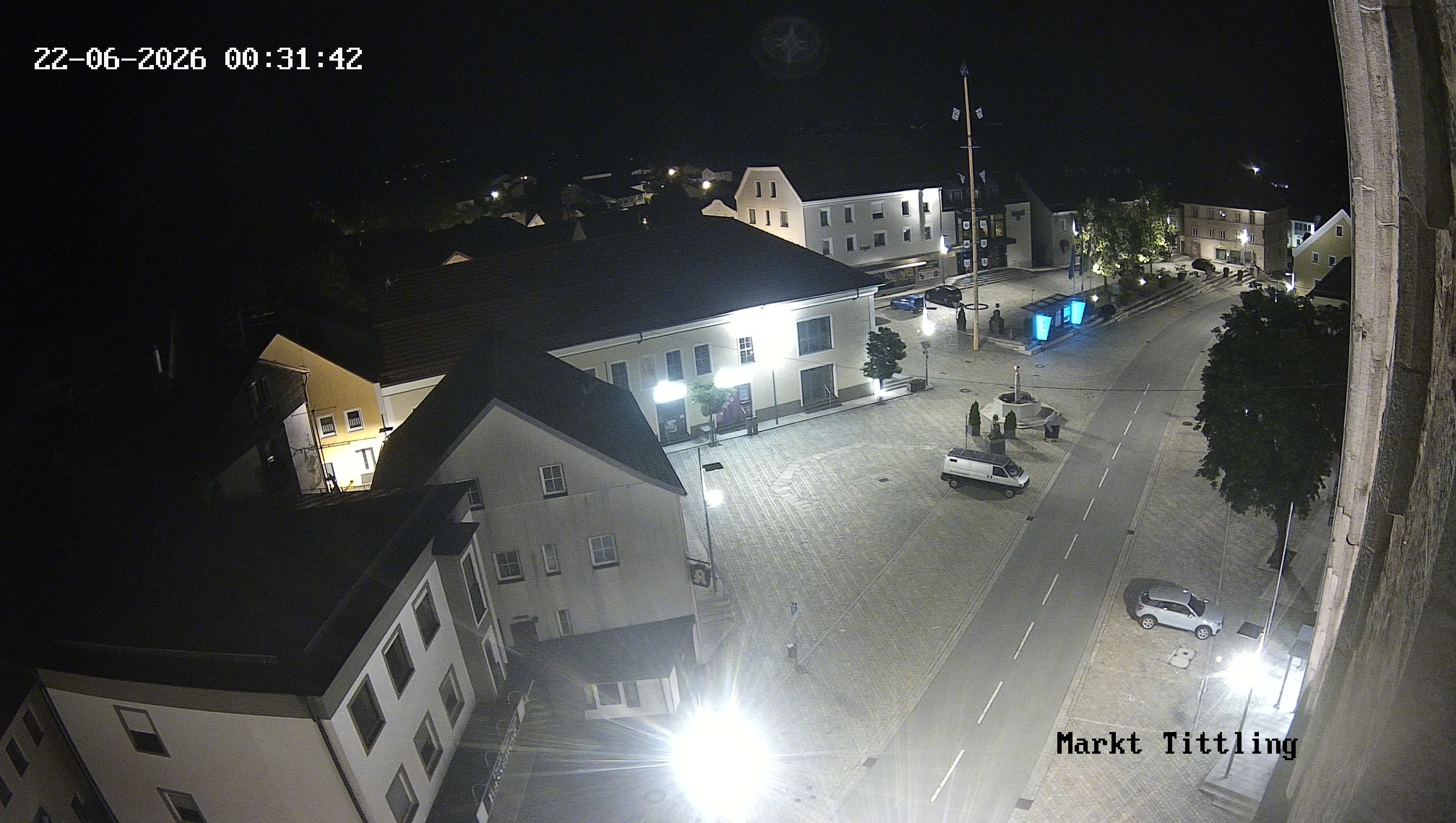 Archiv Foto Webcam Marktplatz in Tittling