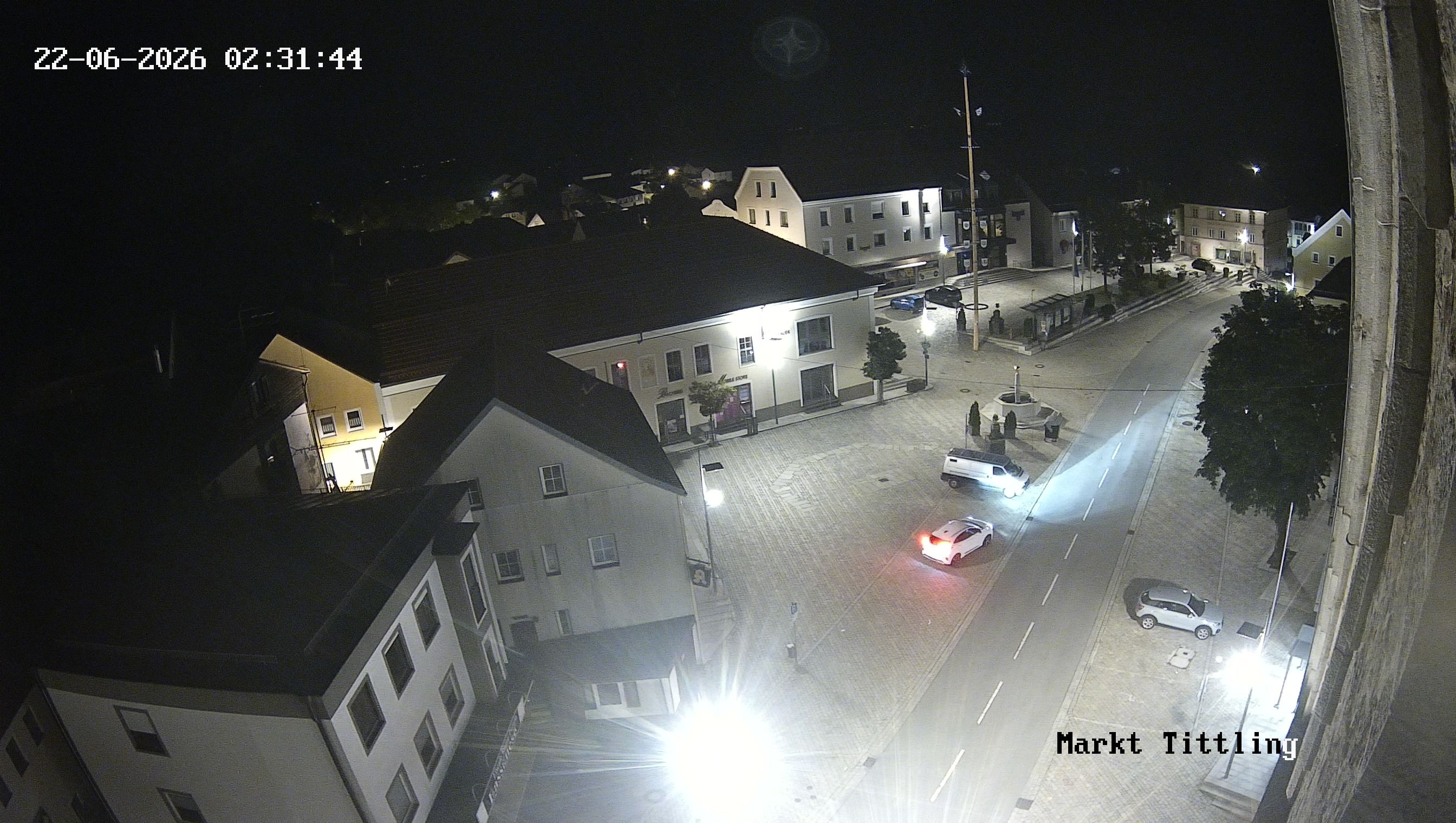 Archiv Foto Webcam Marktplatz in Tittling