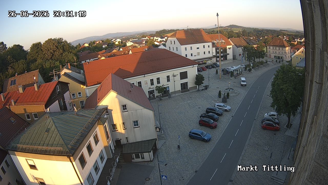 Archiv Foto Webcam Marktplatz in Tittling
