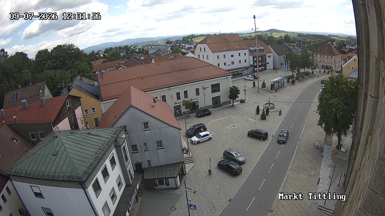 Archiv Foto Webcam Marktplatz in Tittling