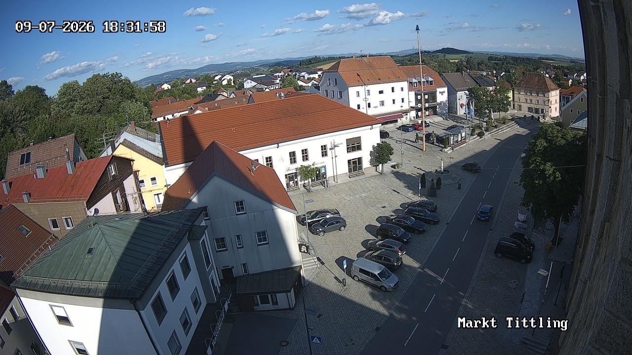 Archiv Foto Webcam Marktplatz in Tittling
