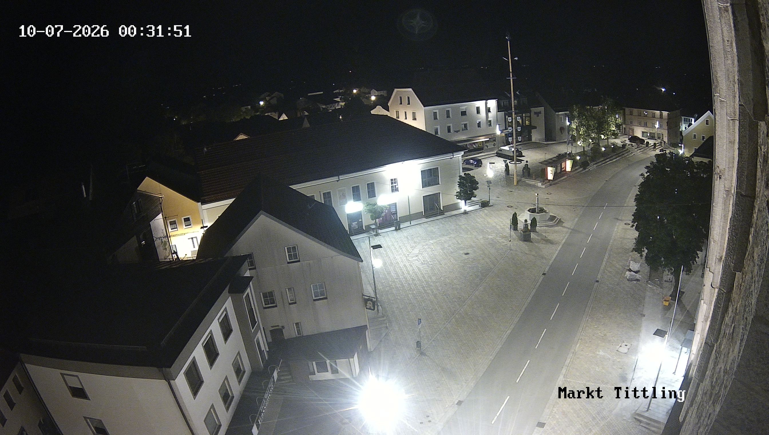Archiv Foto Webcam Marktplatz in Tittling