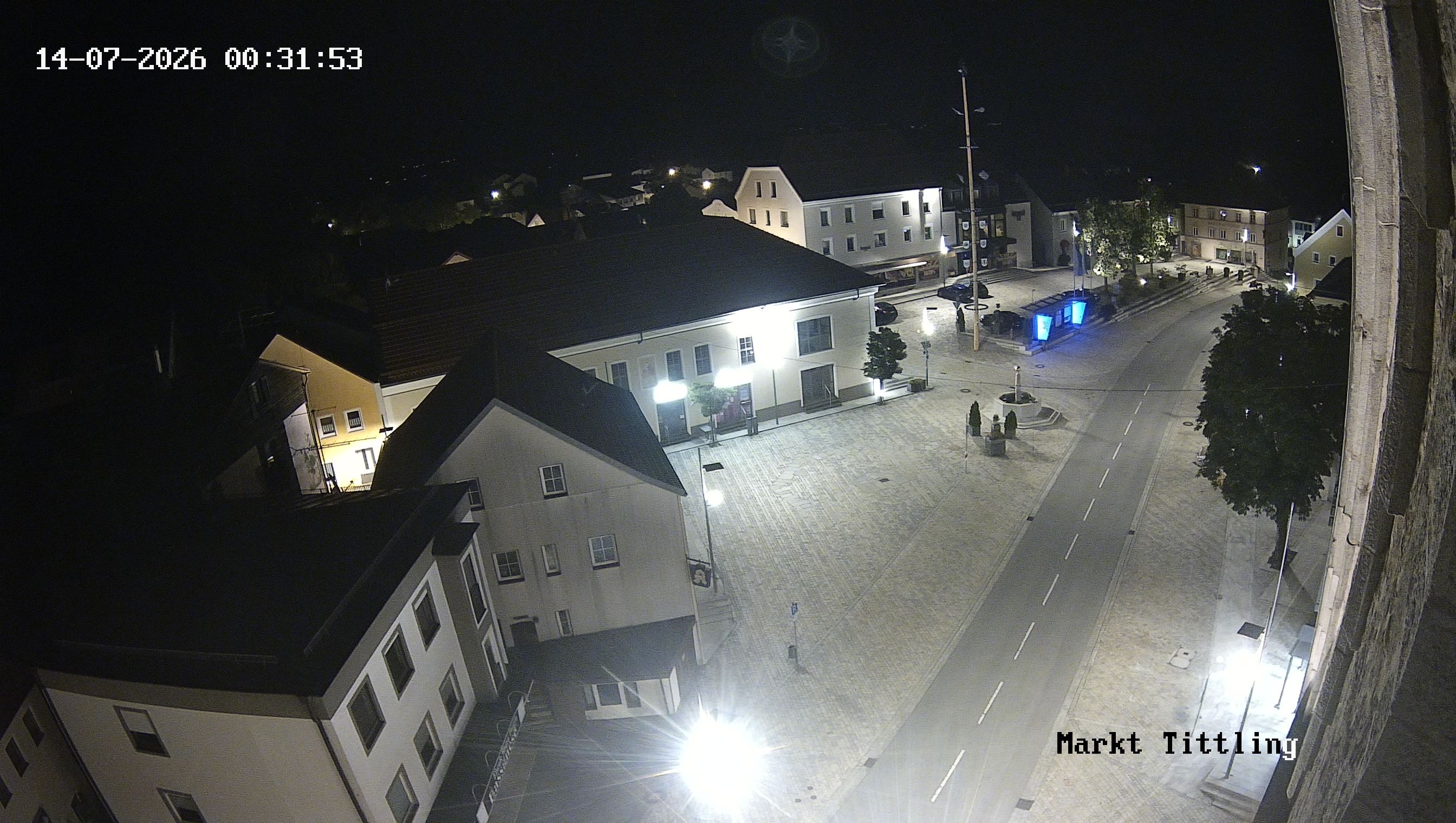 Archiv Foto Webcam Marktplatz in Tittling