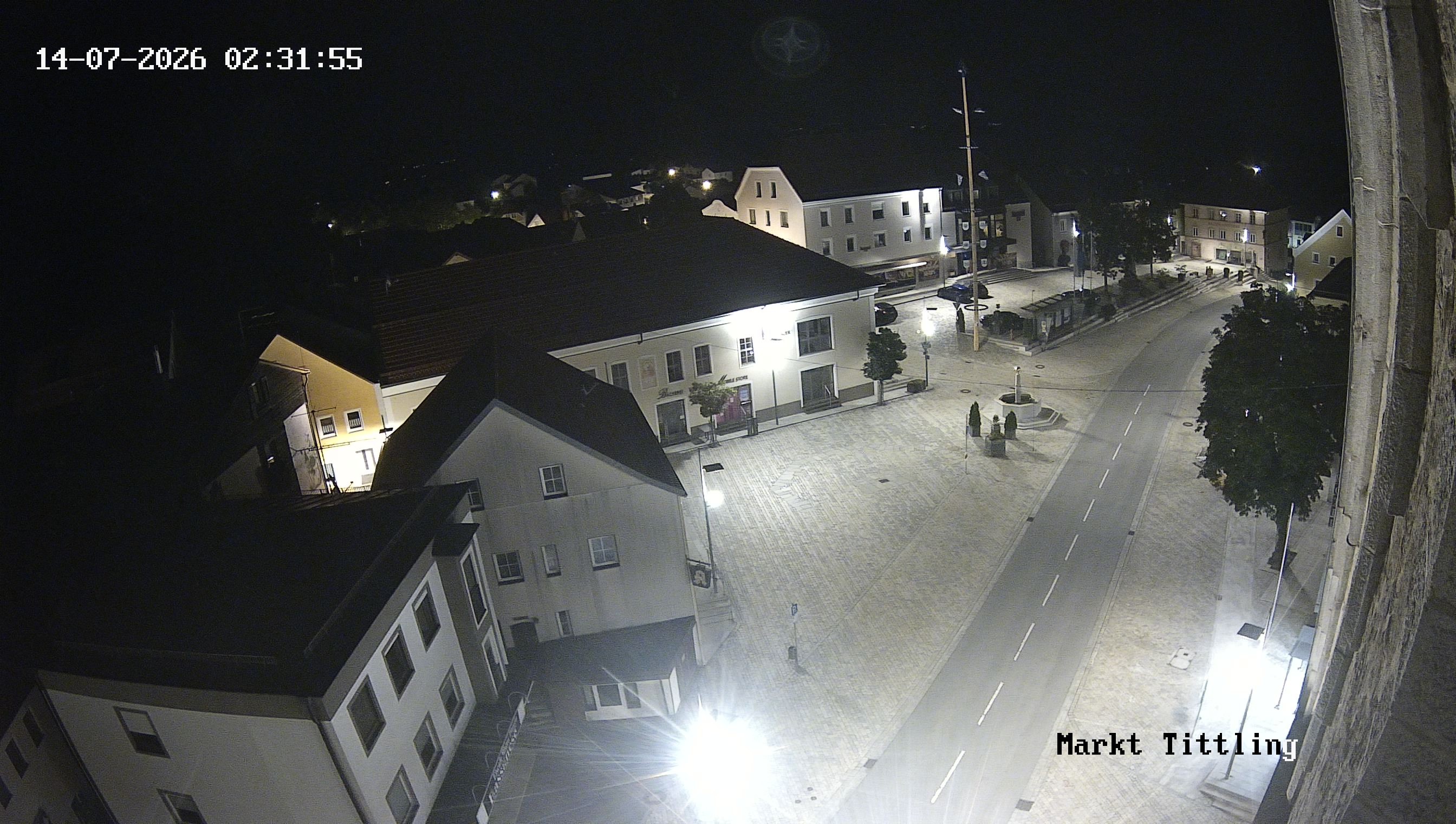 Archiv Foto Webcam Marktplatz in Tittling