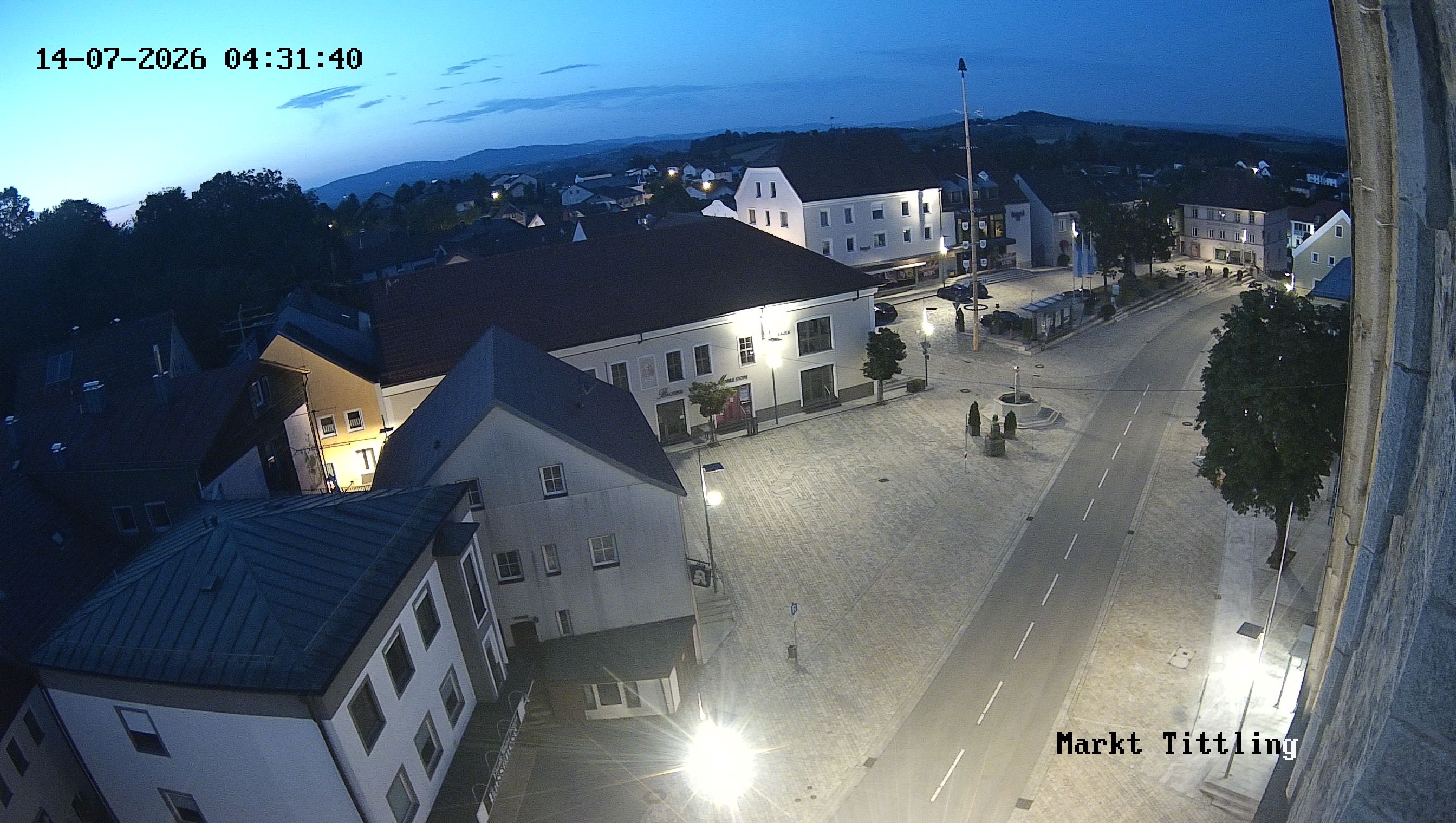 Archiv Foto Webcam Marktplatz in Tittling