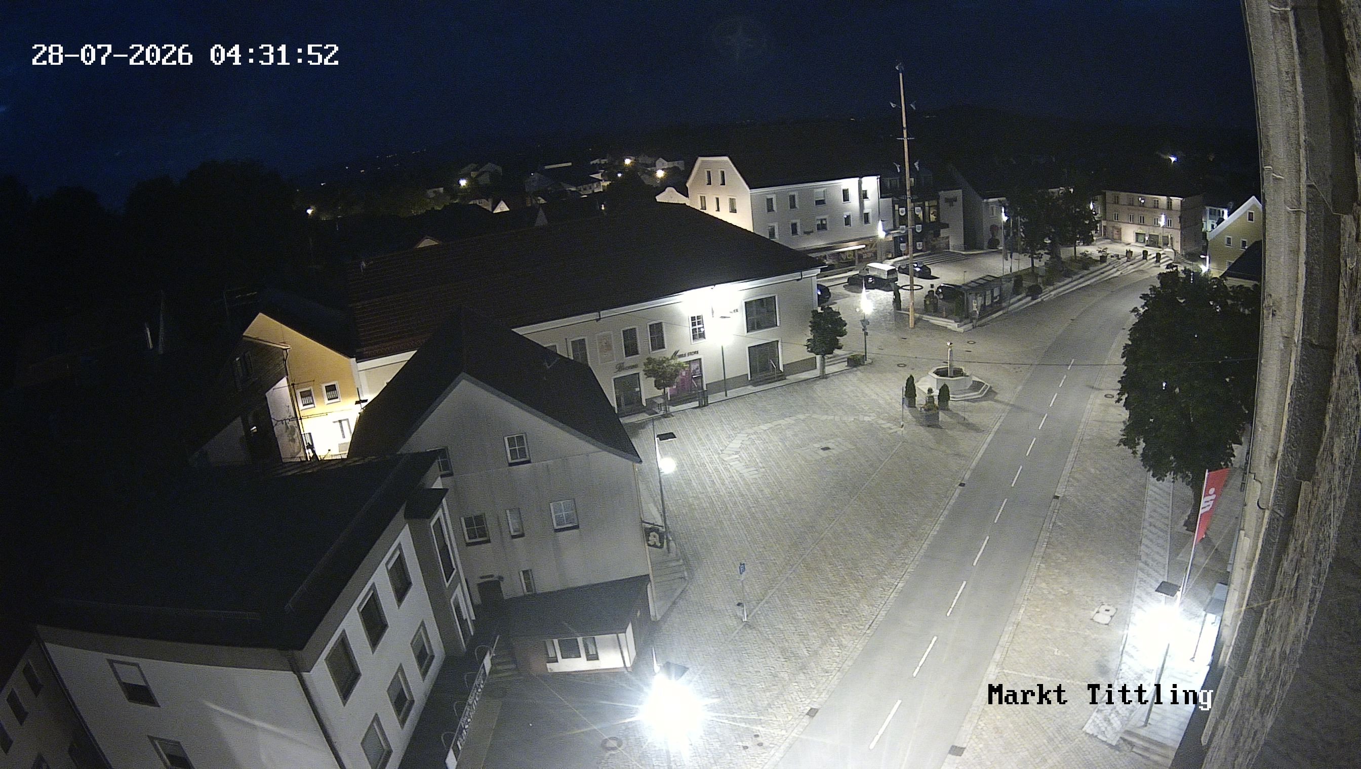 Archiv Foto Webcam Marktplatz in Tittling