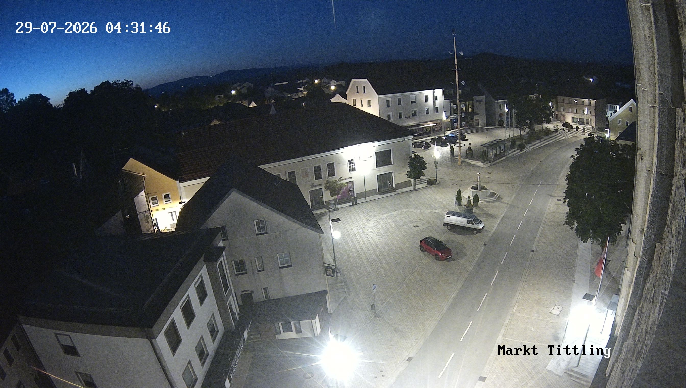 Archiv Foto Webcam Marktplatz in Tittling
