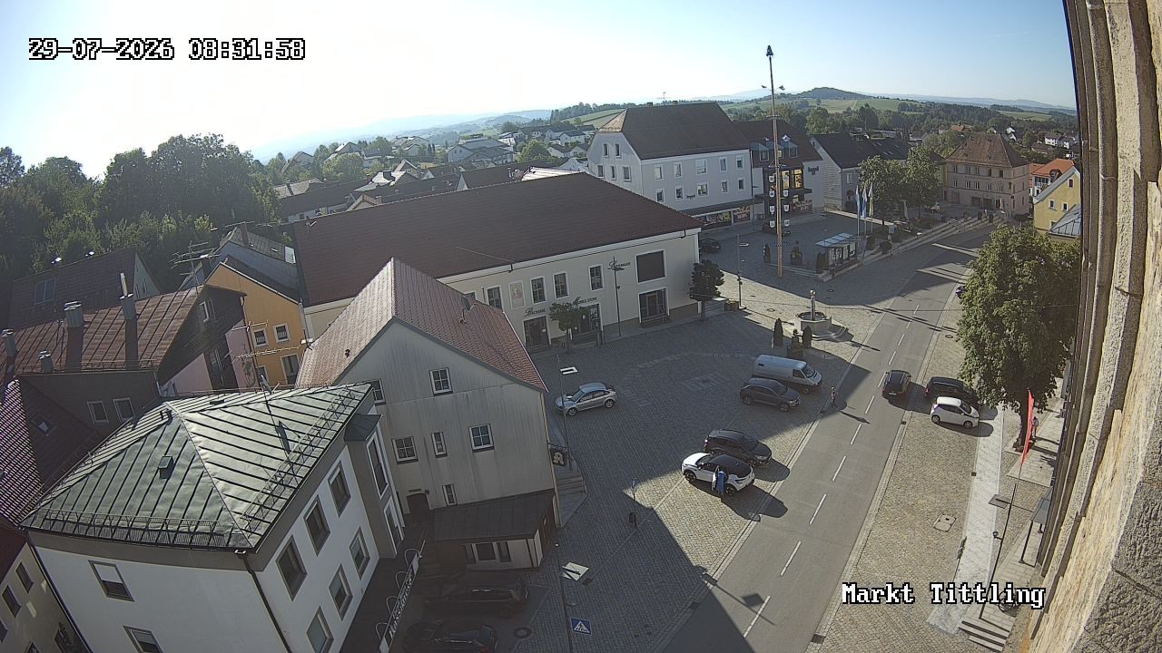 Archiv Foto Webcam Marktplatz in Tittling