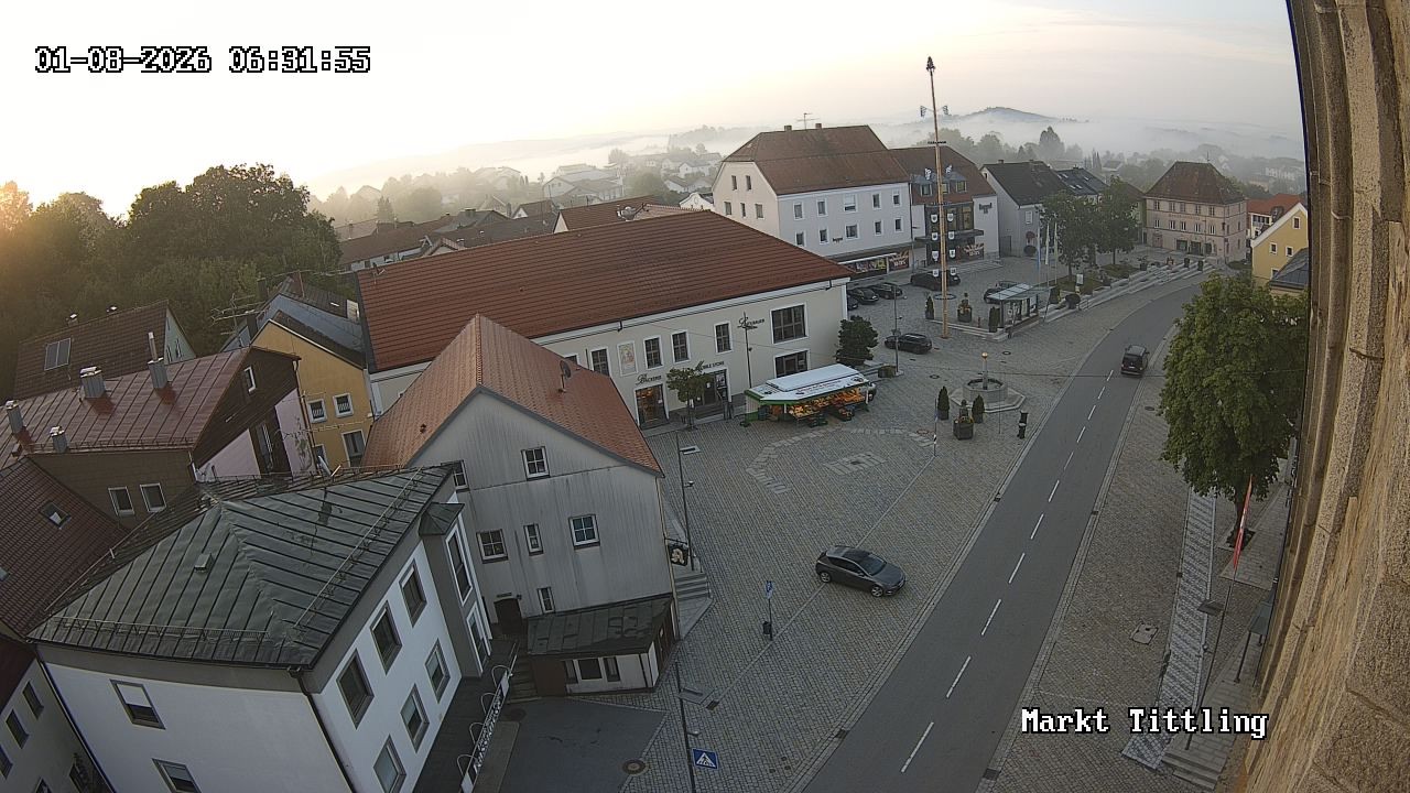 Archiv Foto Webcam Marktplatz in Tittling