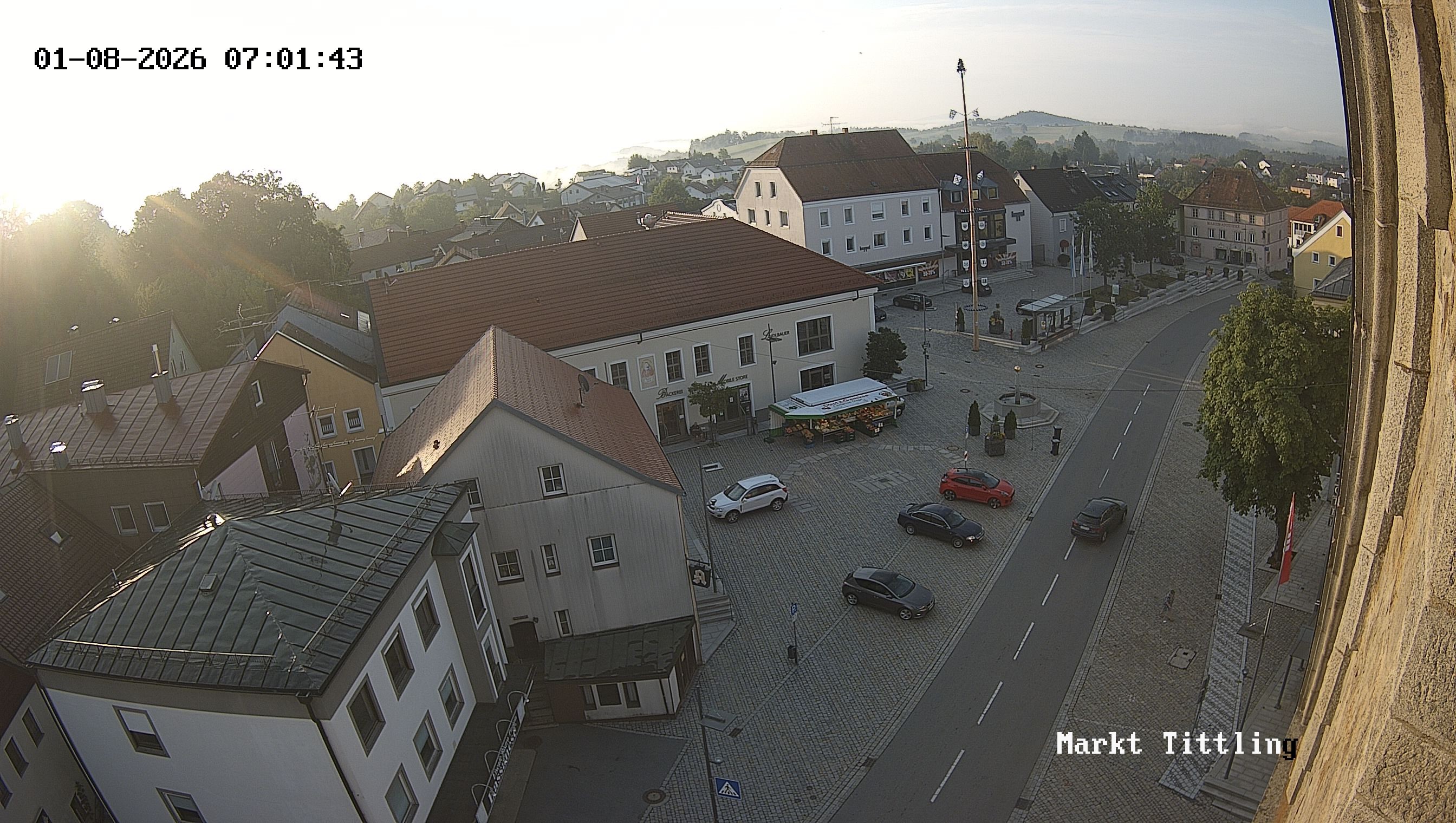 Archiv Foto Webcam Marktplatz in Tittling