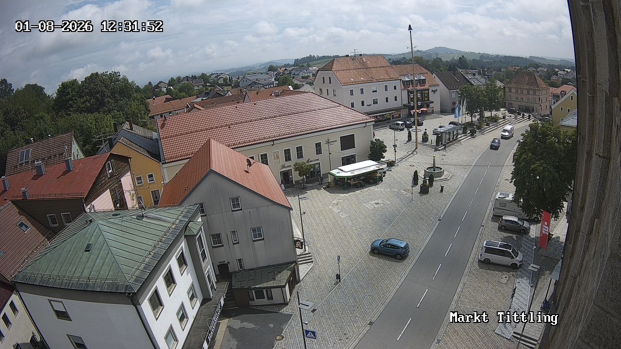 Archiv Foto Webcam Marktplatz in Tittling
