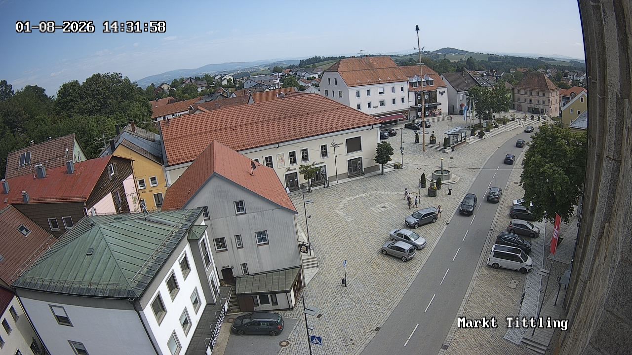 Archiv Foto Webcam Marktplatz in Tittling