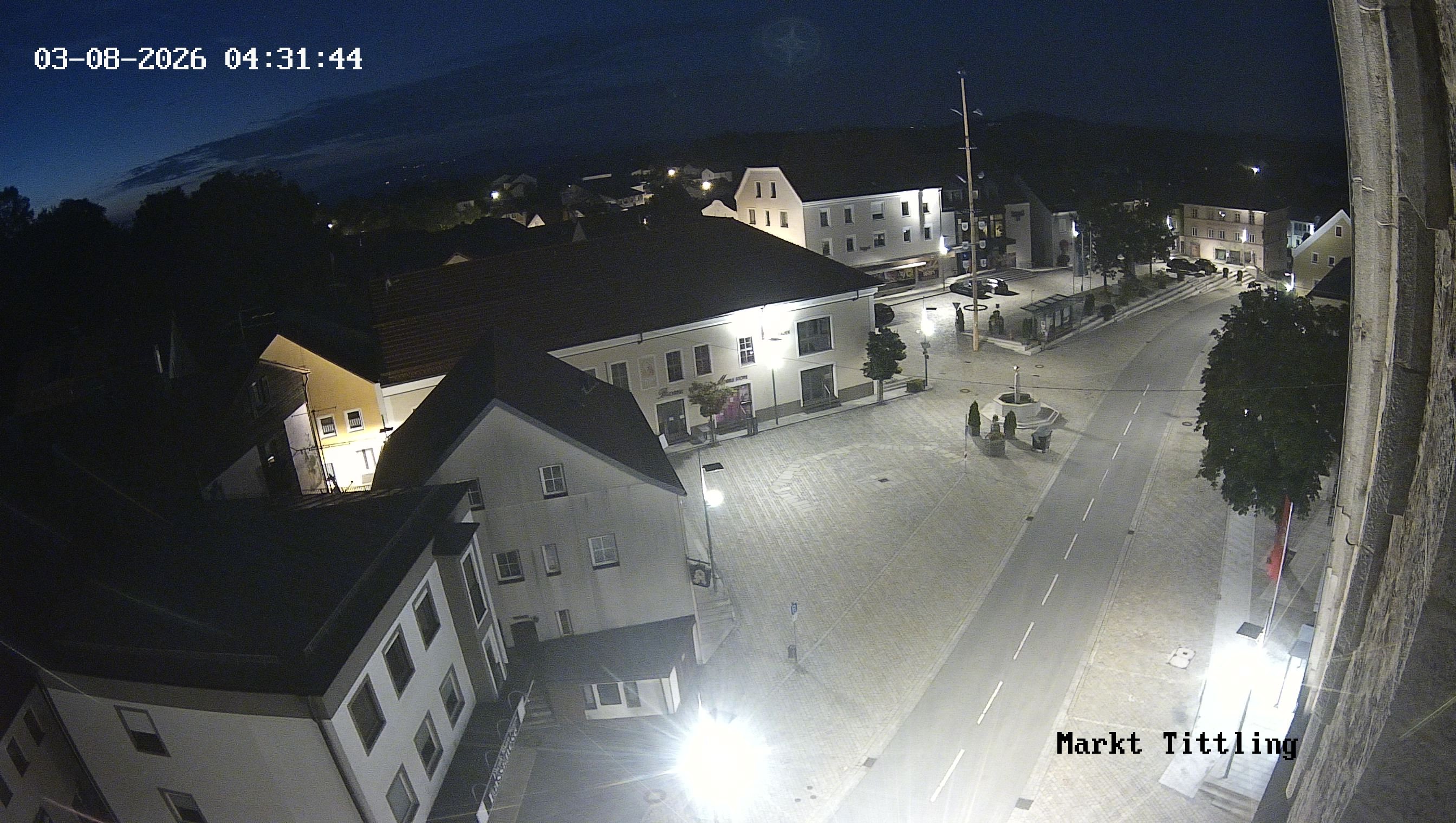 Archiv Foto Webcam Marktplatz in Tittling