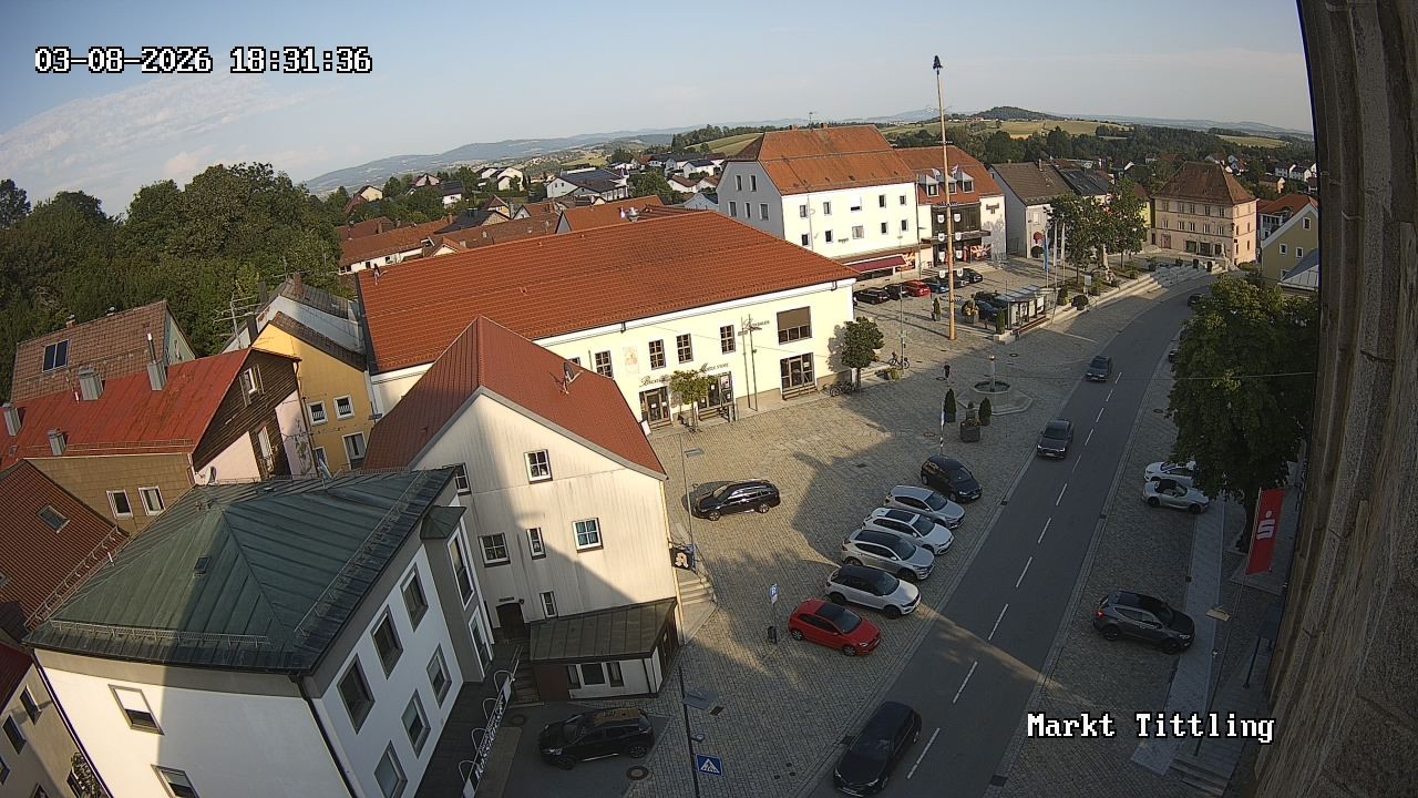 Archiv Foto Webcam Marktplatz in Tittling